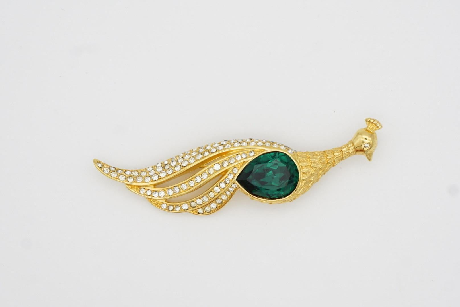 Christian Dior Vintage 1980s Long Vivid Peacock Emerald Crystal Openwork Brooch For Sale 5