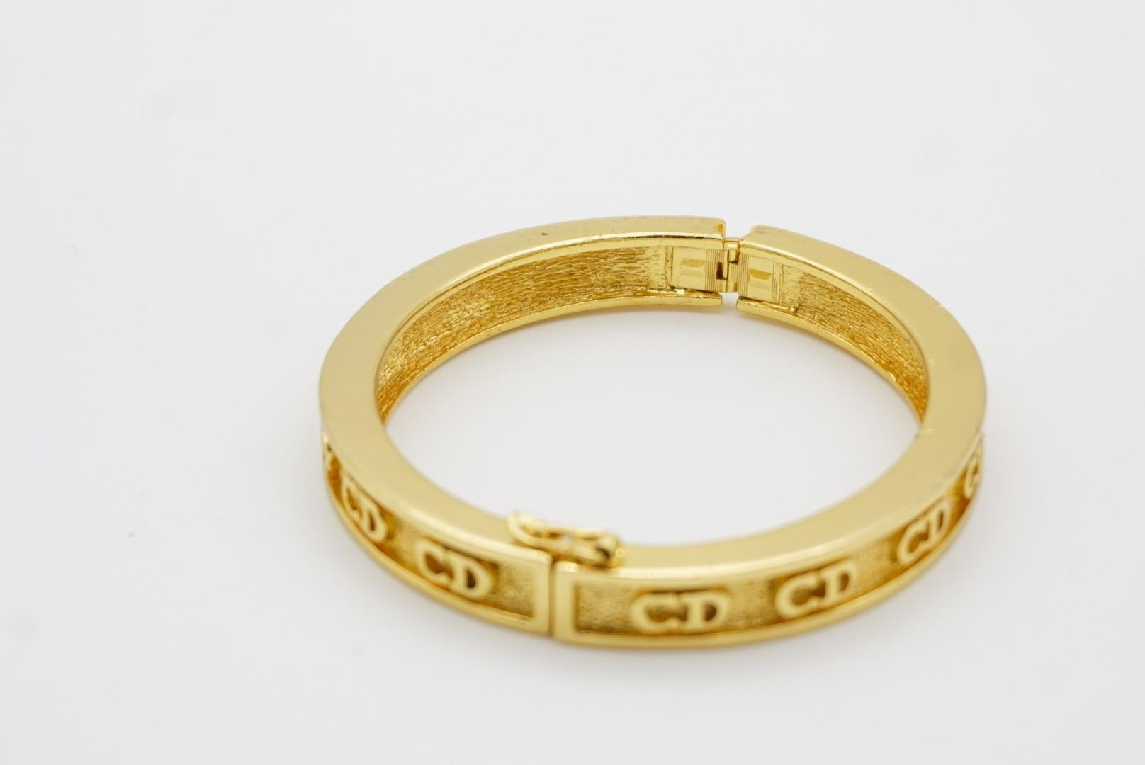 Christian Dior Vintage 1980s Monogram Logo CD Classic Gold Cuff Bangle Bracelet For Sale 8