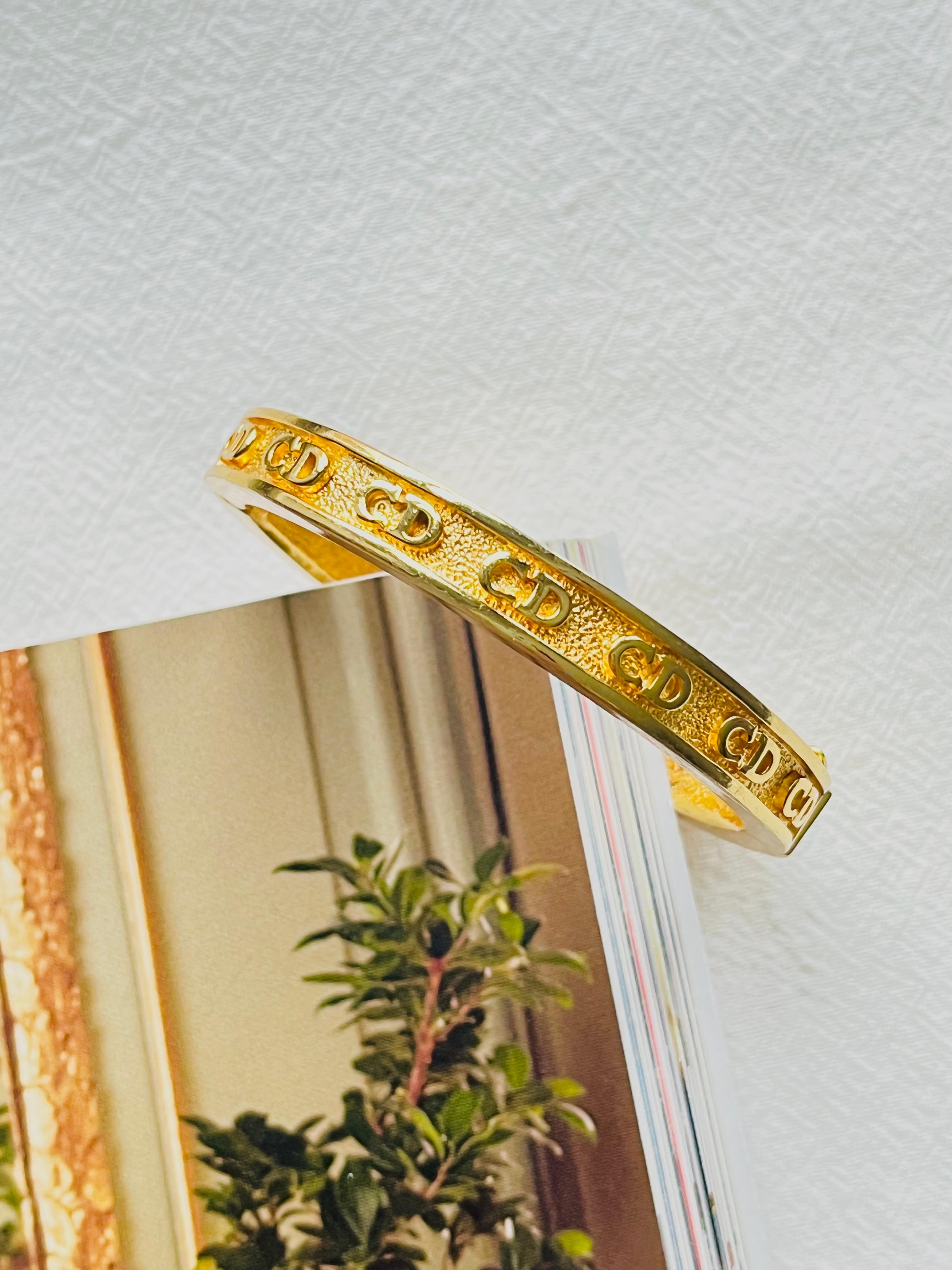 Christian Dior Vintage 1980s Monogram Logo CD Classic Gold Cuff Bangle Bracelet In Good Condition For Sale In Wokingham, England