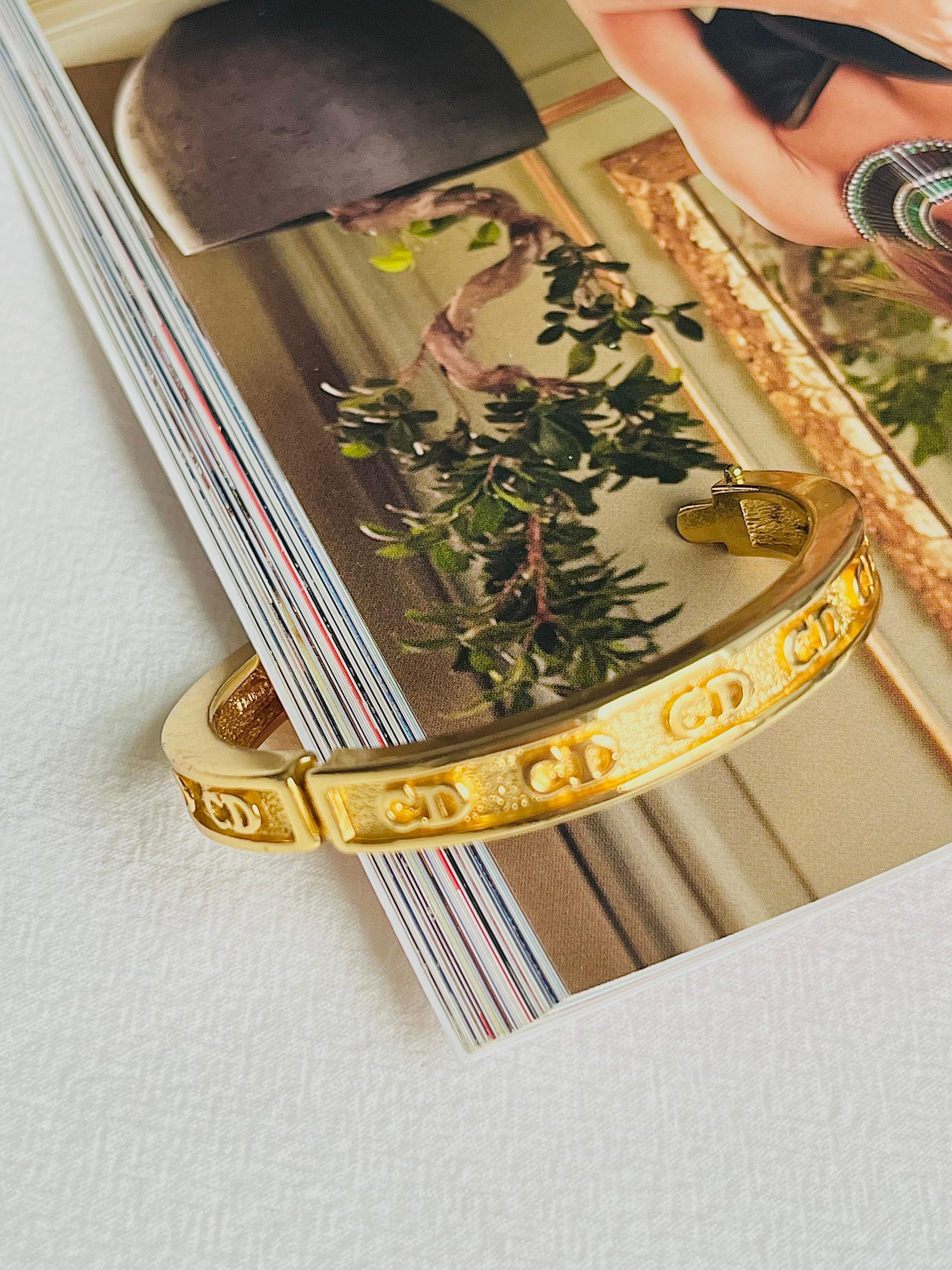 Christian Dior Vintage 1980s Monogram Logo CD Classic Gold Cuff Bangle Bracelet For Sale 1
