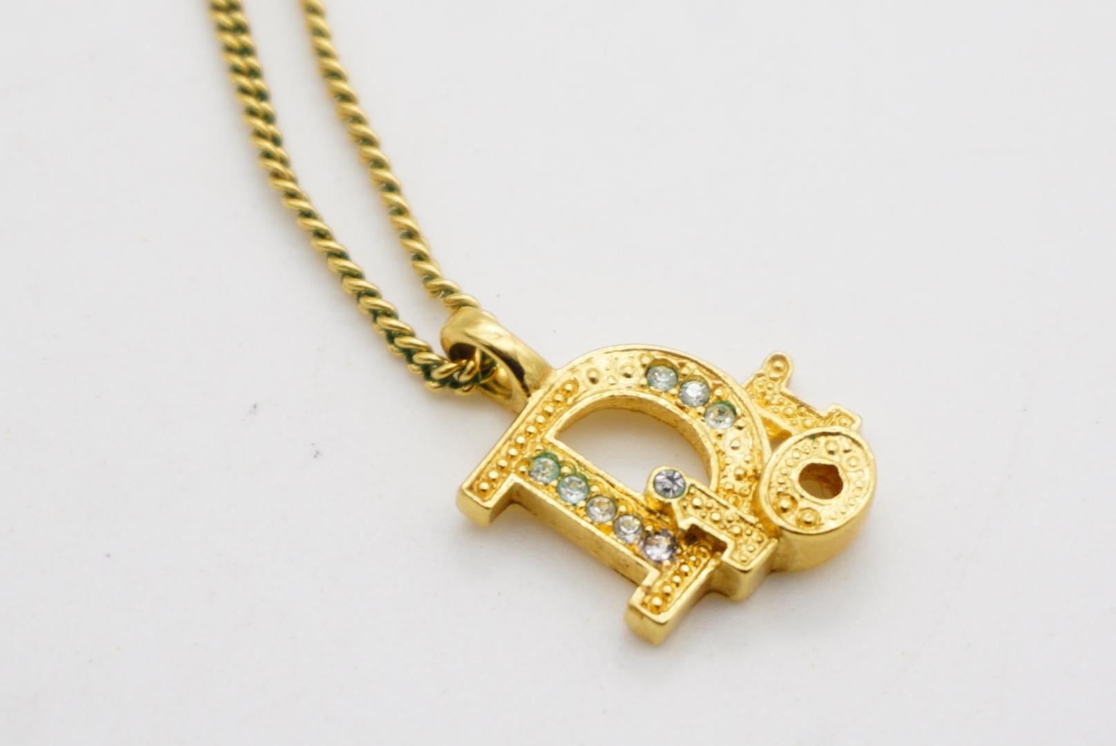 Christian Dior Vintage 1980s Schräges Monogramm Logo Kristalle Anhänger Halskette im Angebot 5