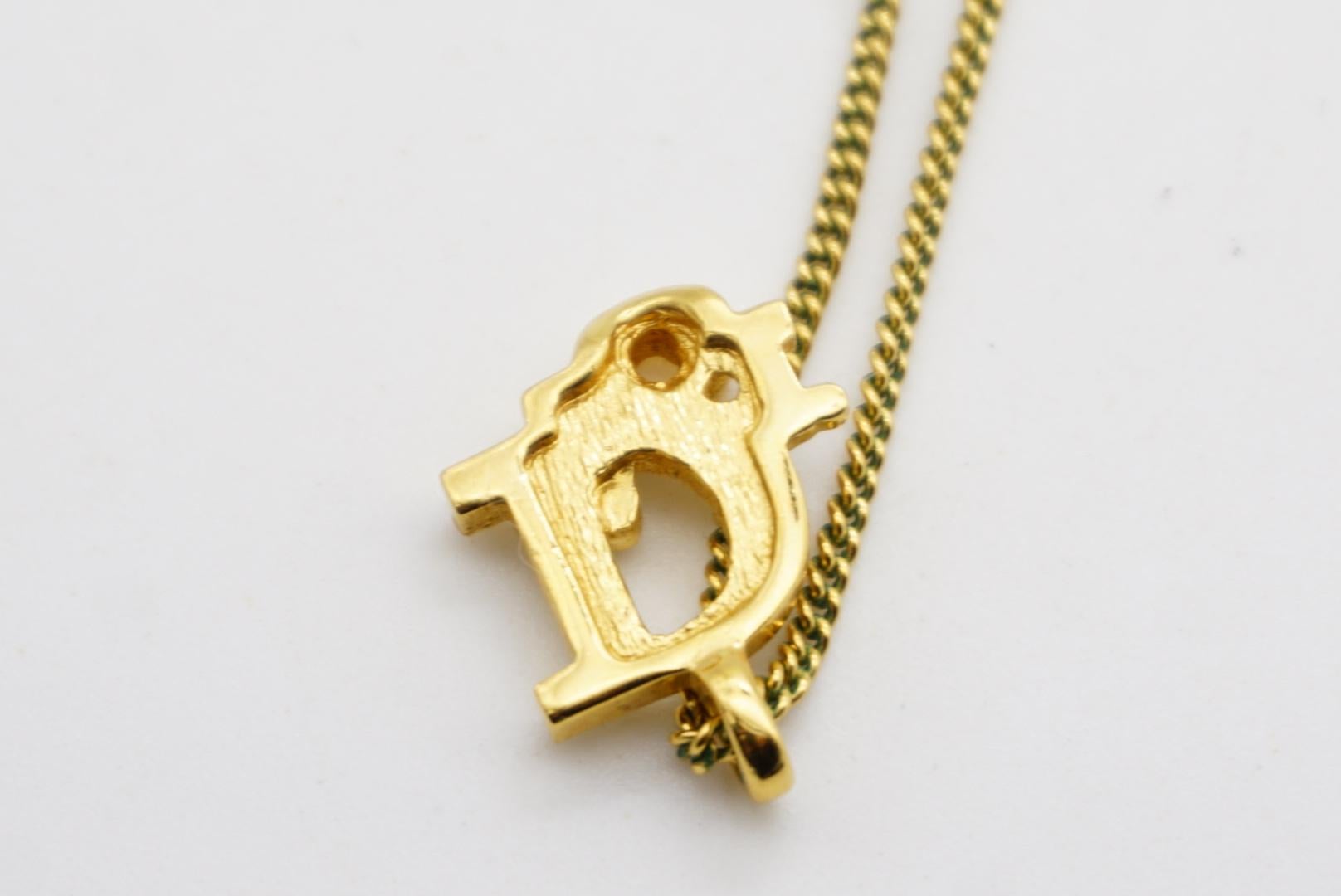 Christian Dior Vintage anni '80 Collana con ciondolo obliquo Monogram Logo Cristalli in vendita 7
