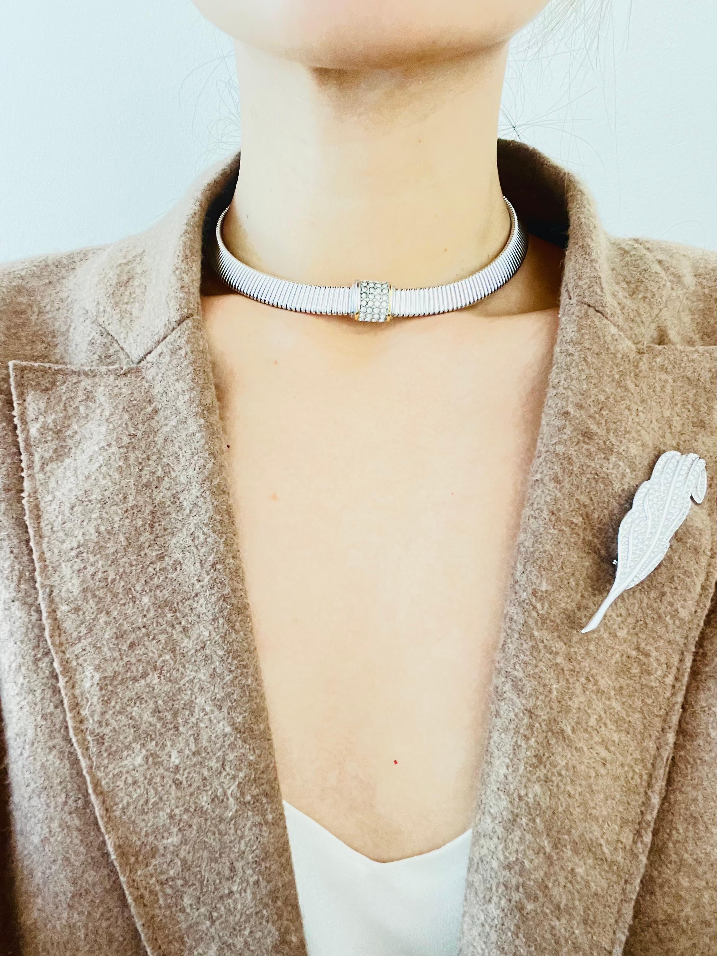 Christian Dior Vintage 1980s Omega Collar Square White Crystals Silver Necklace For Sale 1