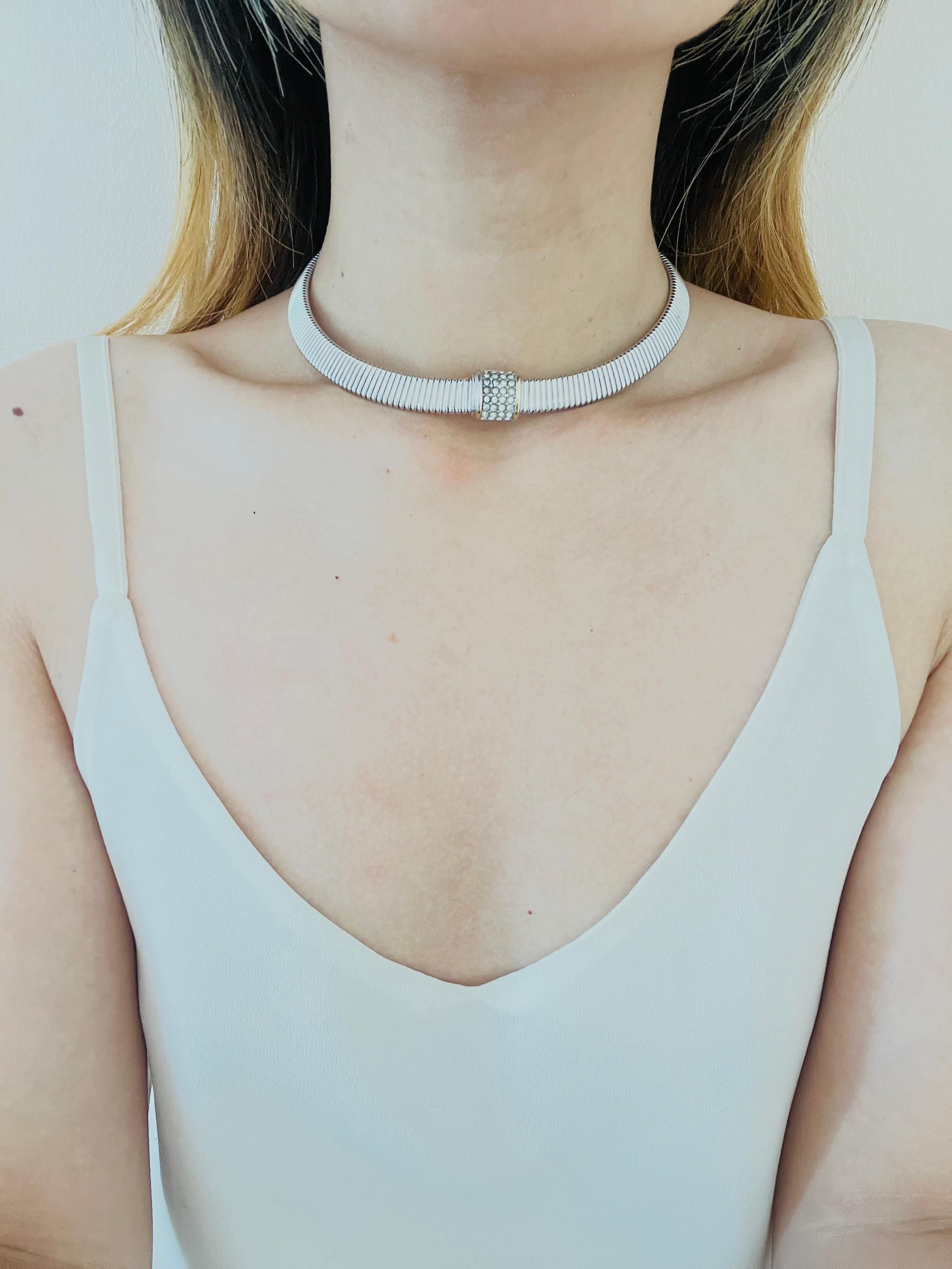Christian Dior Vintage 1980s Omega Collar Square White Crystals Silver Necklace For Sale 2