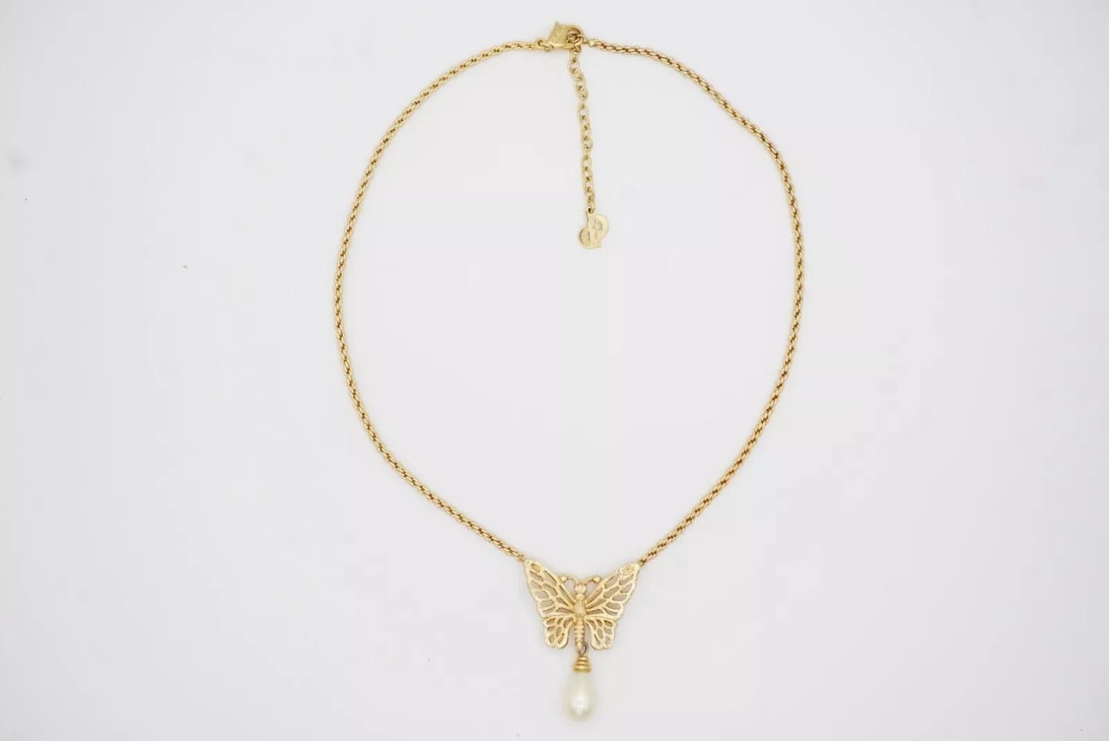 Christian Dior Vintage 1980s Openwork Butterfly White Water Drop Pearl Necklace For Sale 10