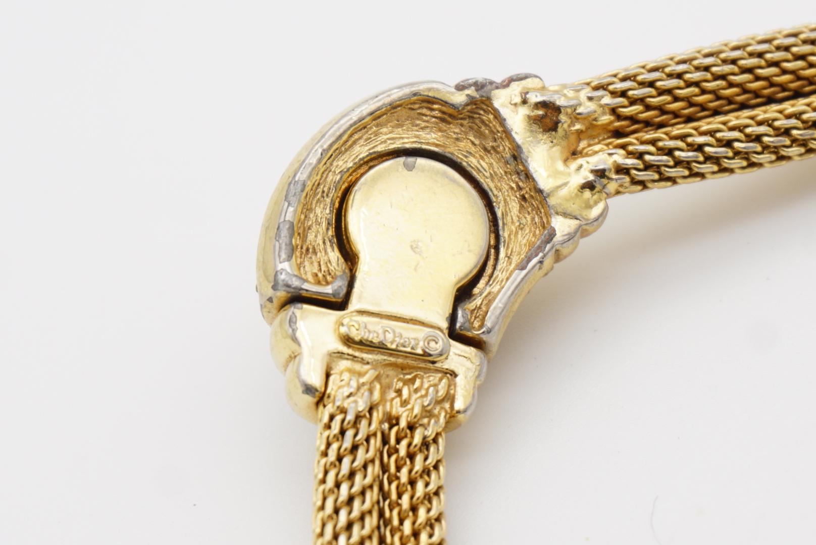 Christian Dior Vintage anni '80 Collana ovale con perle, cristalli e bottoni di serpente Omega in vendita 12