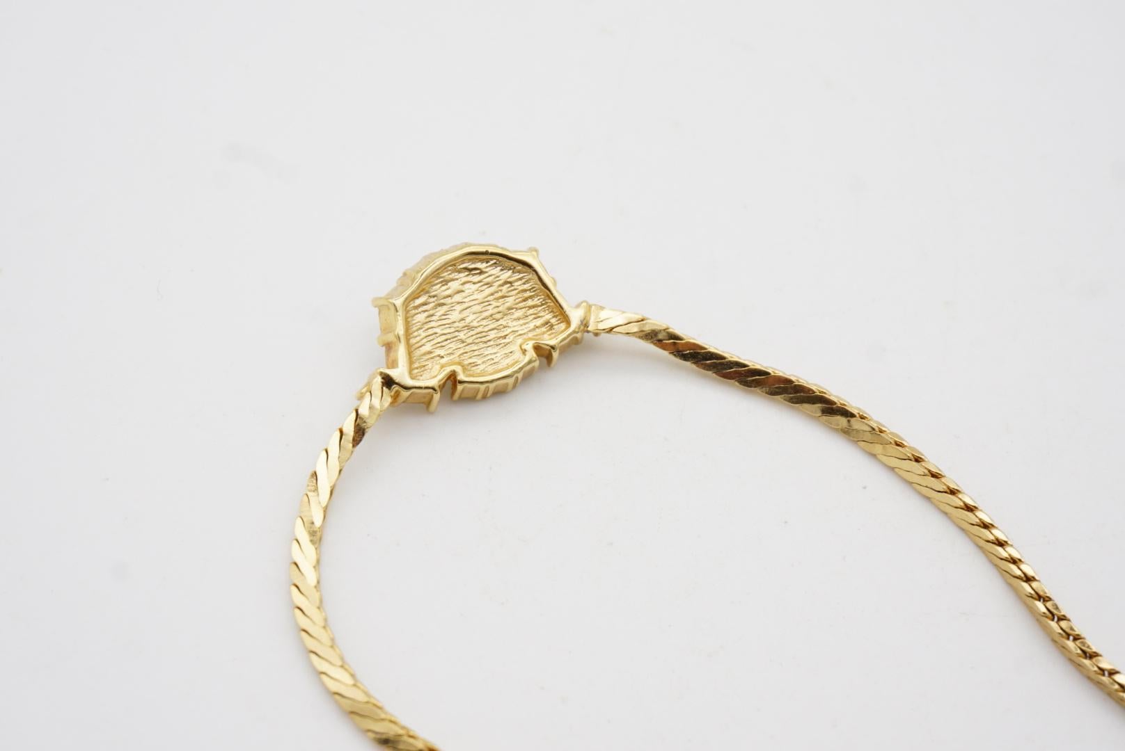Christian Dior Vintage 1980er Jahre Oval Perle Blume Kristalle Gold Anhänger Halskette im Angebot 5