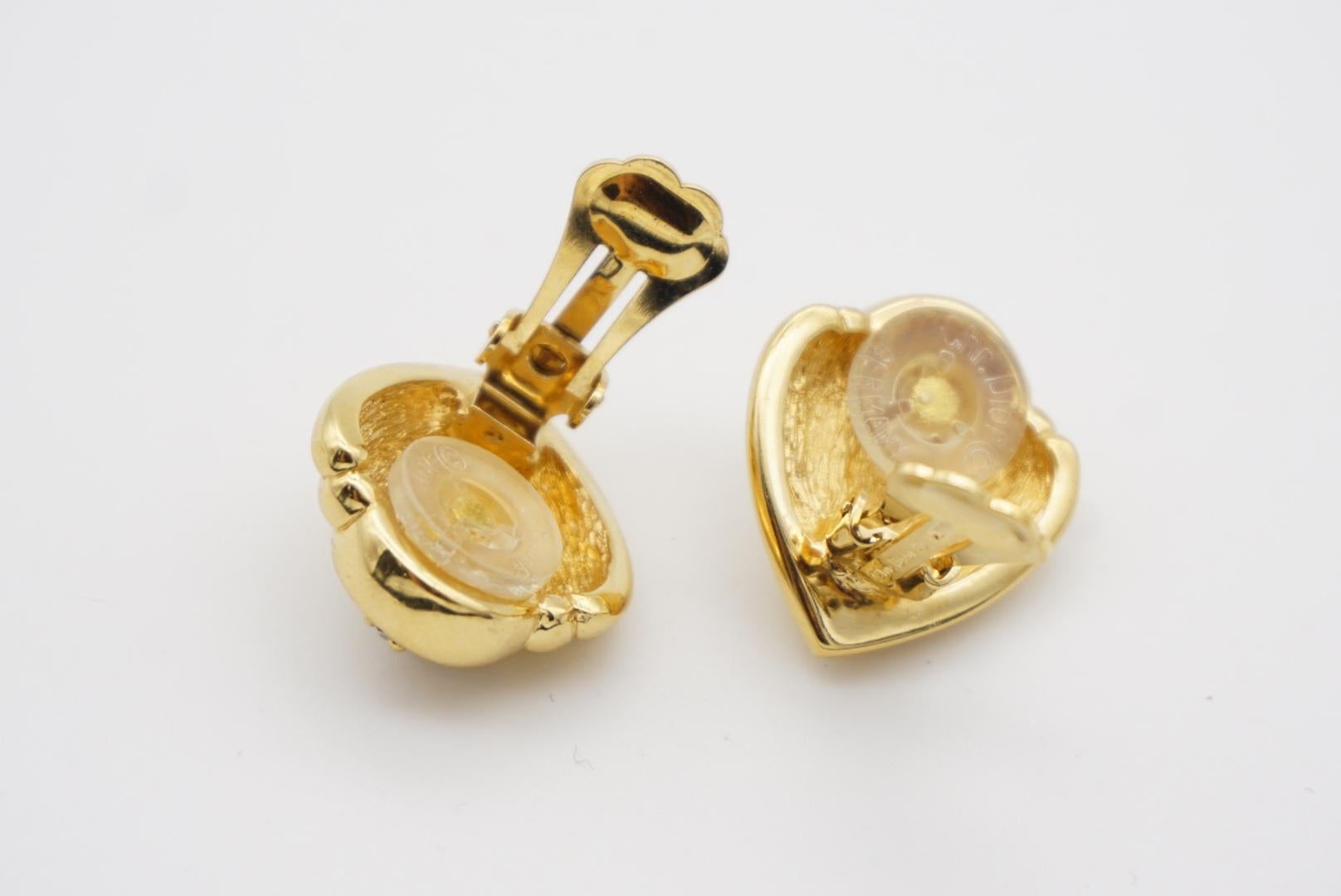 Christian Dior Vintage 1980s Oval Tear Water Drop Cluster Crystal Clip Earrings For Sale 6