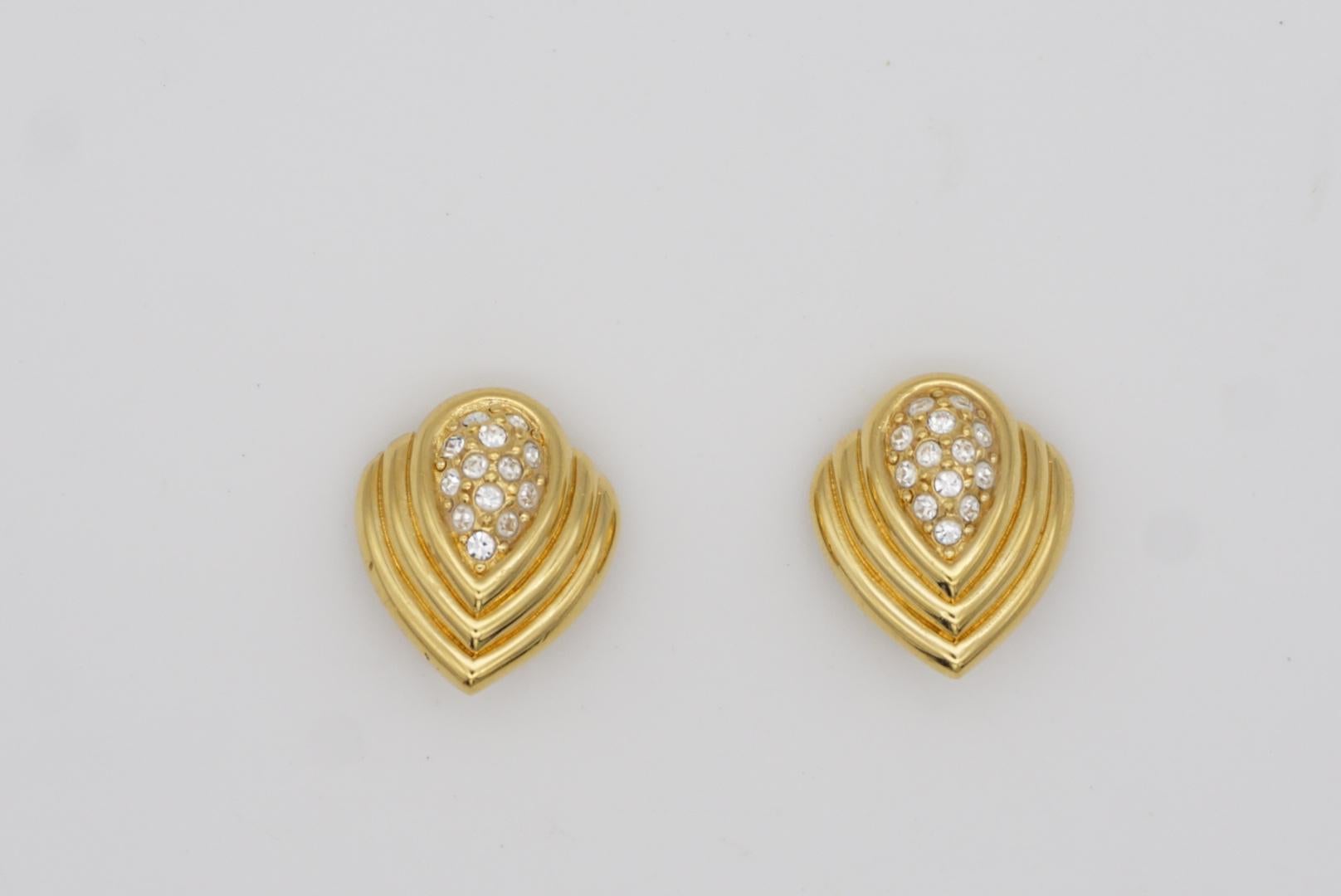 Christian Dior Vintage 1980s Oval Tear Water Drop Crystals Gold Clip Earrings In Excellent Condition For Sale In Wokingham, England