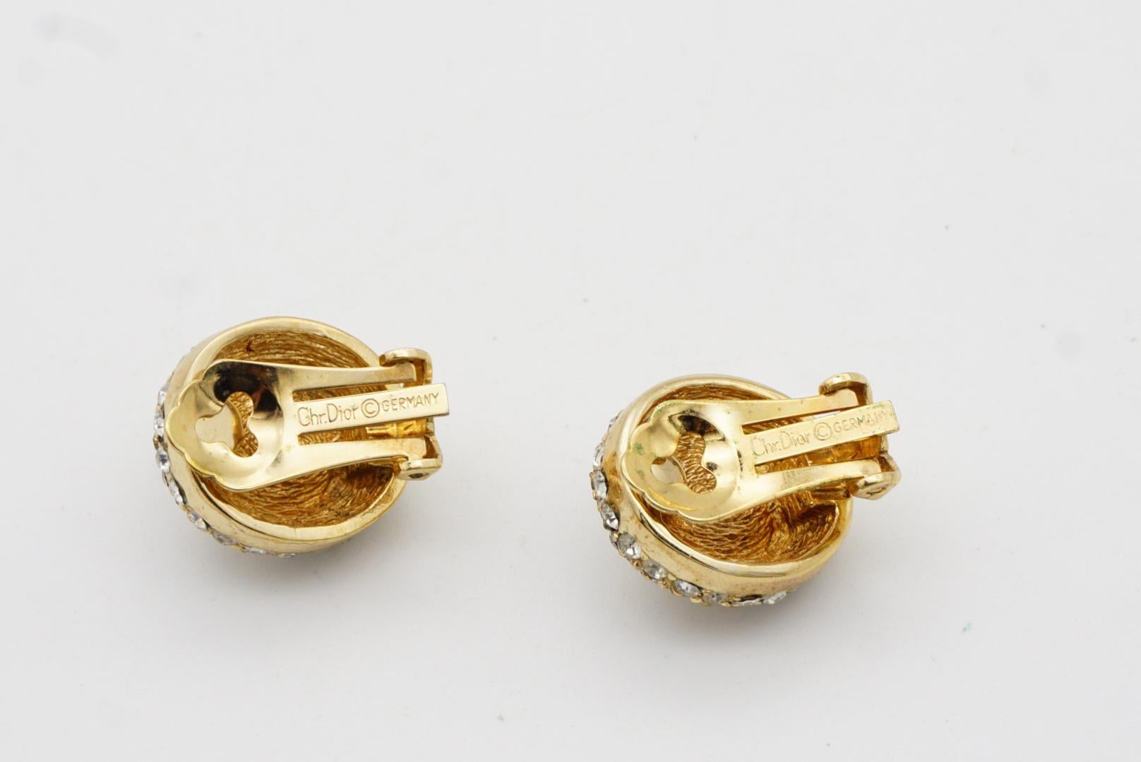 Christian Dior Vintage 1980s Oval White Pearl Shining Crystals Clip On Earrings For Sale 9