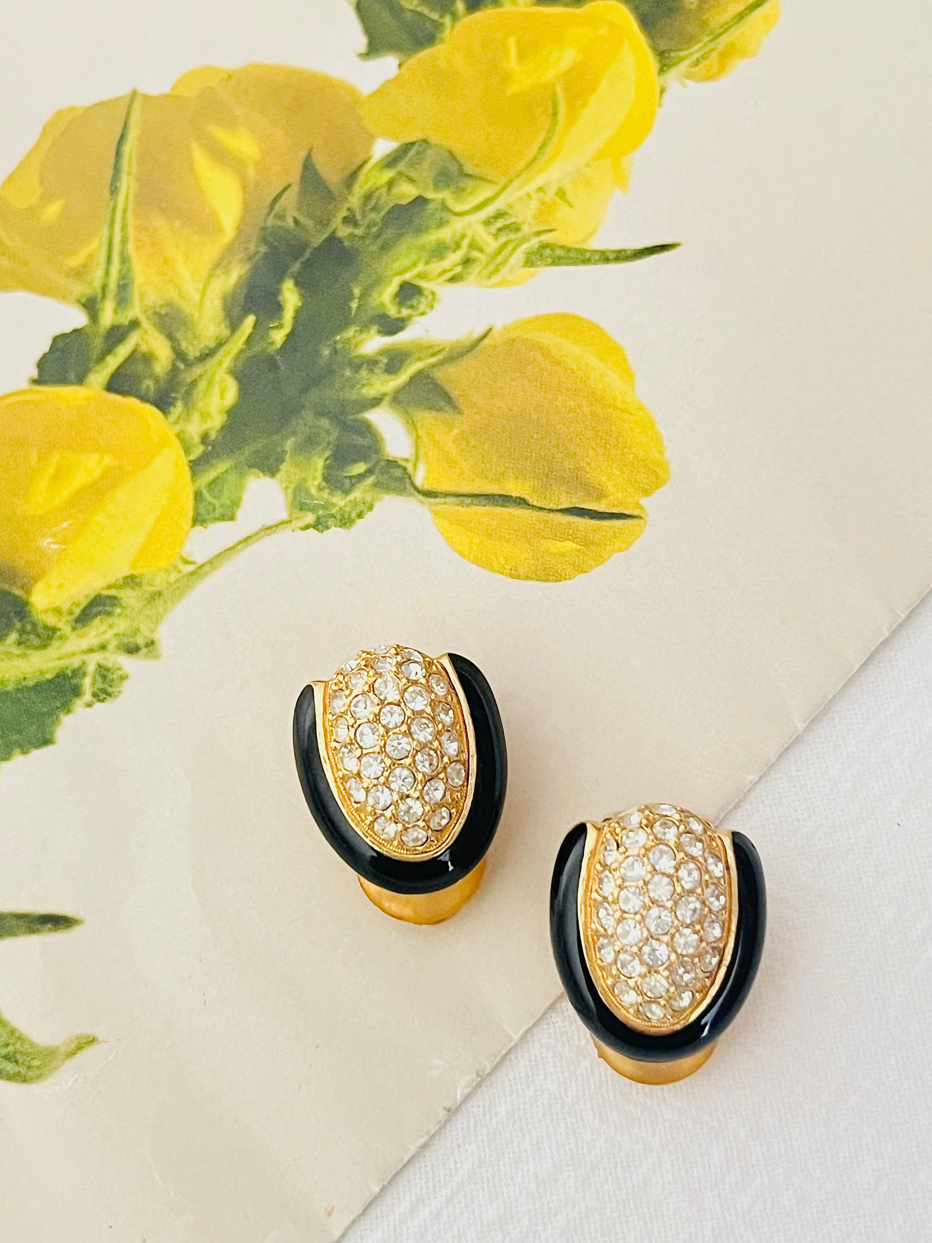Christian Dior Vintage 1980s Oval Whole Crystal Black Enamel Gold Clip Earrings In Excellent Condition For Sale In Wokingham, England