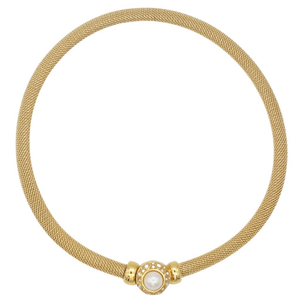 Christian Dior Vintage 1980er Jahre Perle Quadratische Kristalle Knopf Omega Mesh Halskette im Angebot