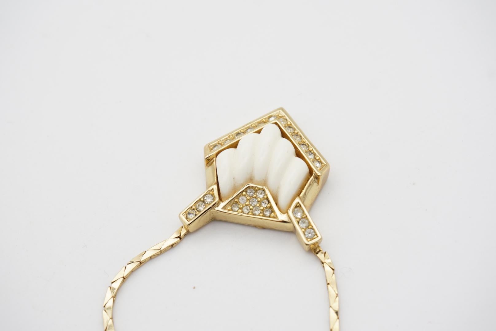 Christian Dior Vintage 1980s Pentagon Triangle White Pendant Crystals Necklace For Sale 5