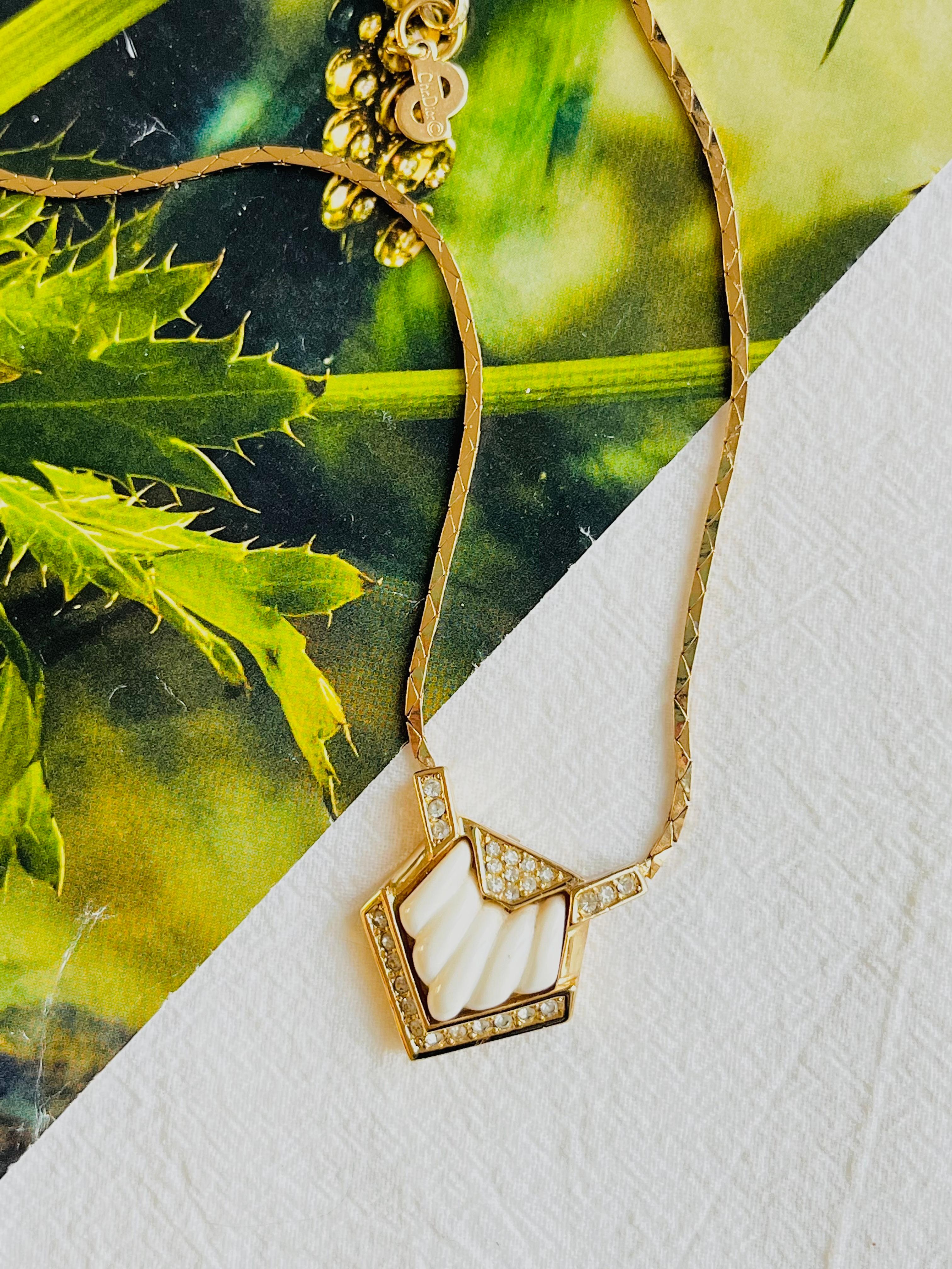 Art Deco Christian Dior Vintage 1980s Pentagon Triangle White Pendant Crystals Necklace For Sale