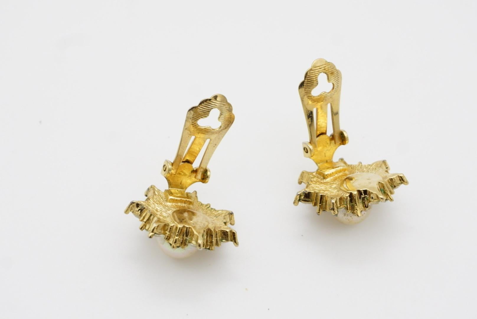 Christian Dior Vintage 1980s Radiant Flower Snowflake Pearl Crystals Earrings For Sale 9