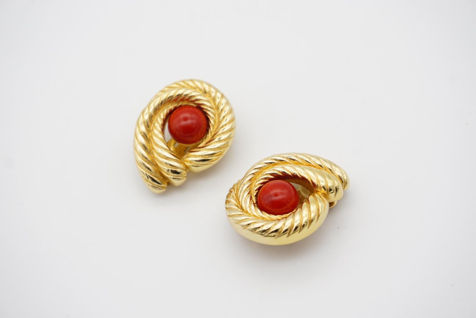 Christian Dior Vintage 1980s Red Round Pearl Double Swirl Gold Clip Earrings For Sale 2