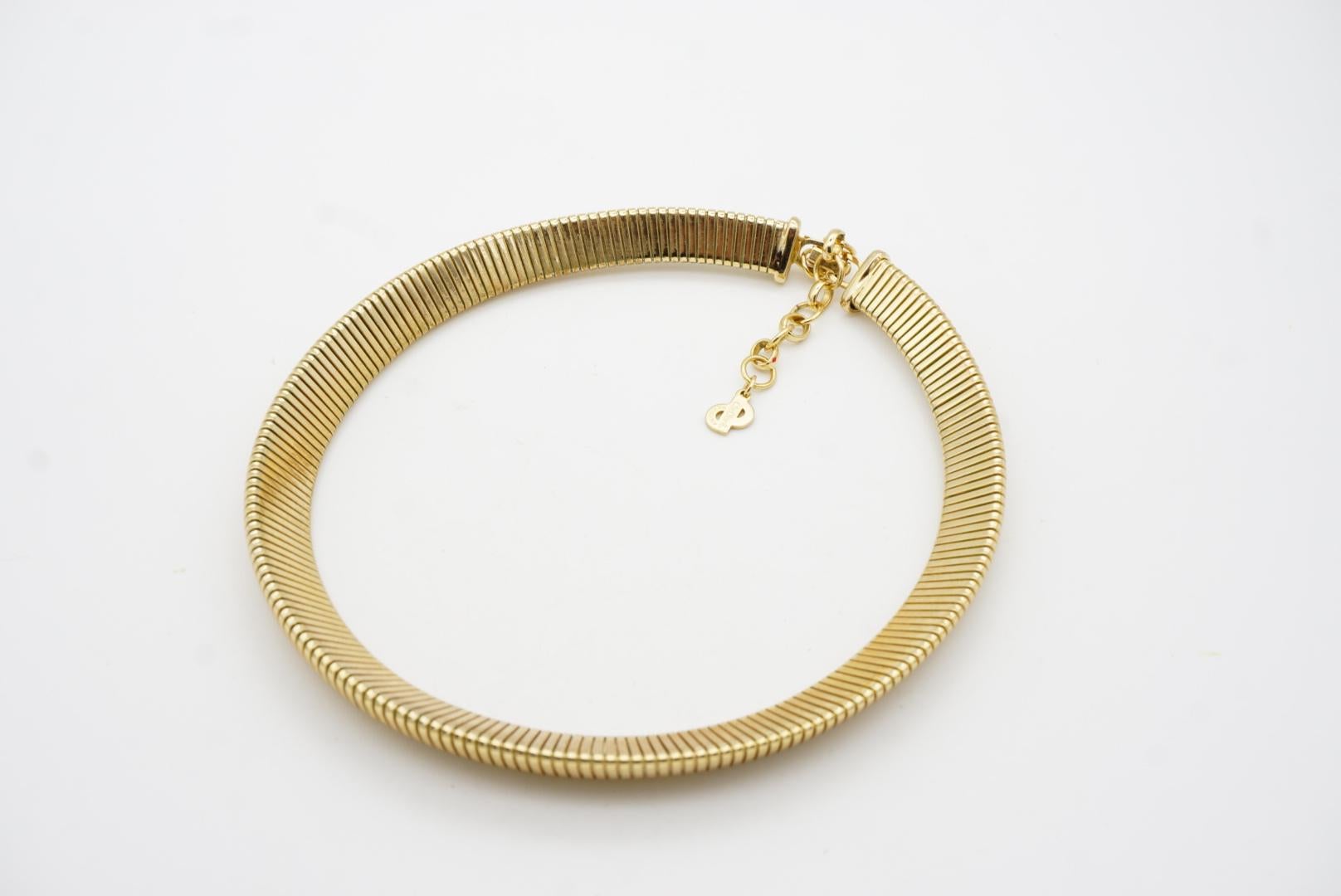 Christian Dior Vintage 1980s Ribbed Adjustable Omega Snake Choker Gold Necklace 4