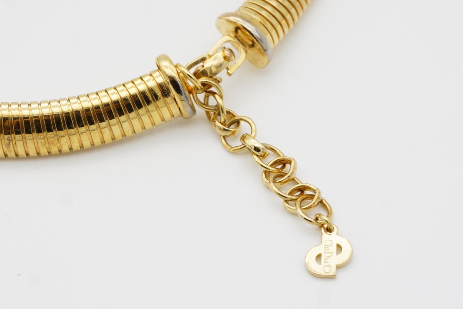 Christian Dior Vintage 1980 Ribbed Adjustable Omega Snake Choker Gold Necklace 7