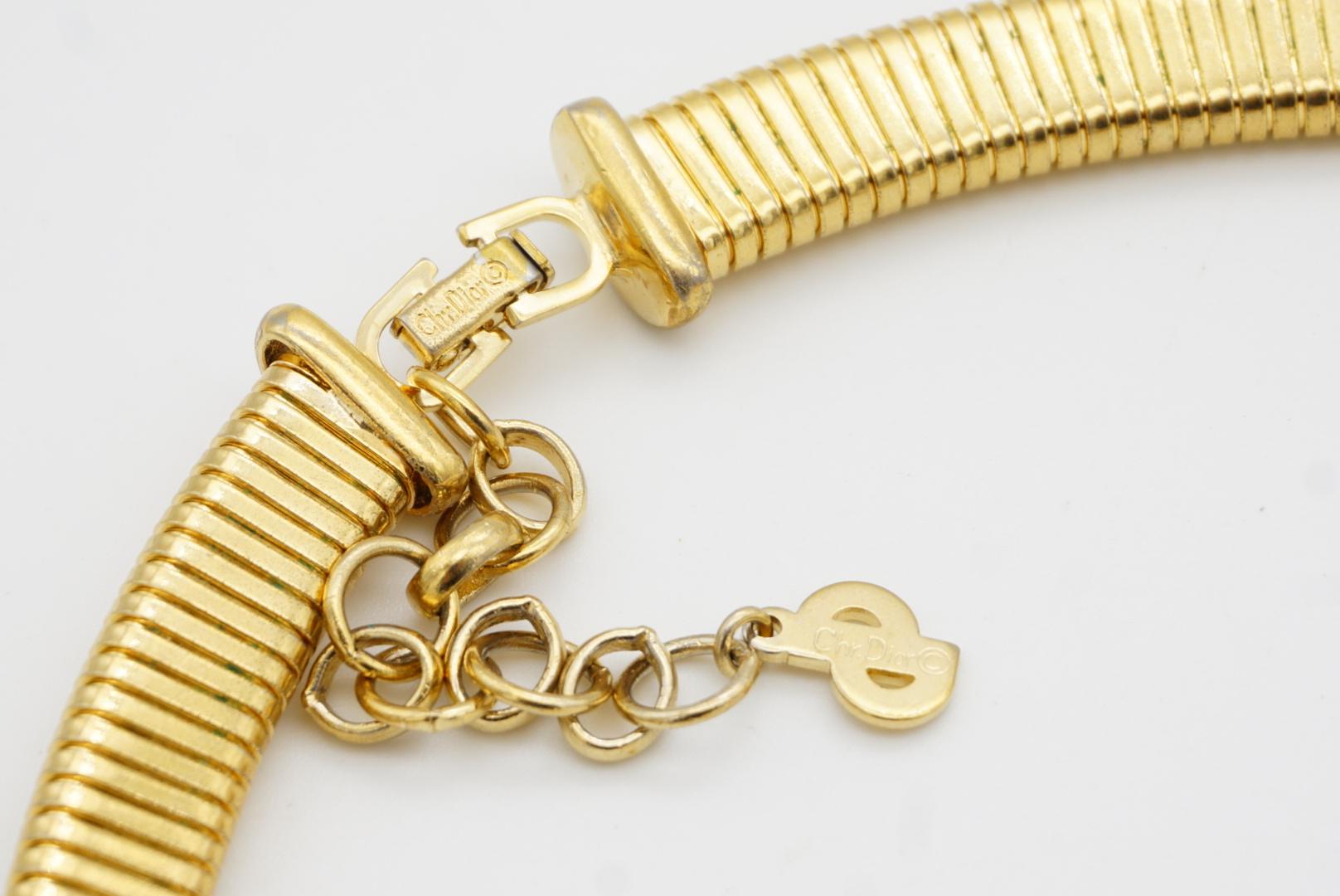 Christian Dior Vintage 1980s Ribbed Adjustable Omega Snake Choker Gold Necklace For Sale 10