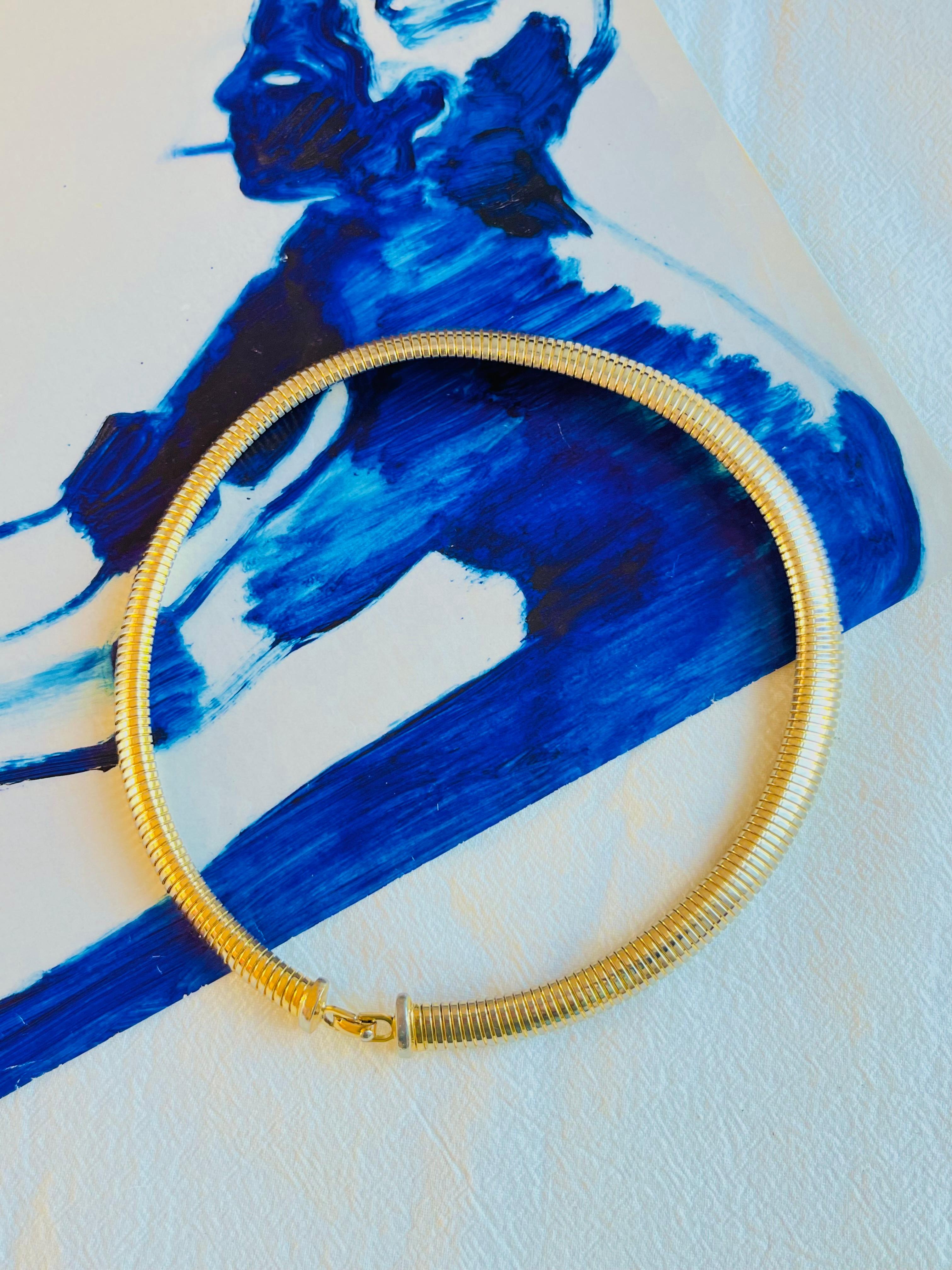 Art Deco Christian Dior Vintage 1980s Ribbed Adjustable Omega Snake Choker Gold Necklace