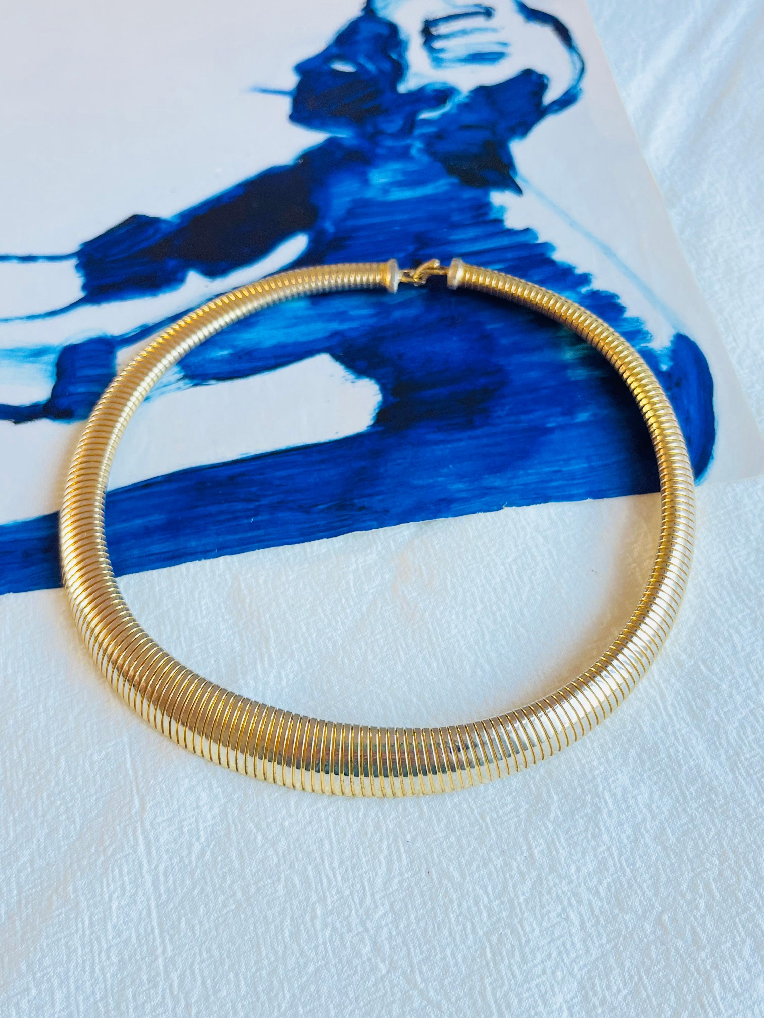 Christian Dior Vintage 1980s Ribbed Omega Snake Chunky Collar Choker Necklace In Good Condition In Wokingham, England