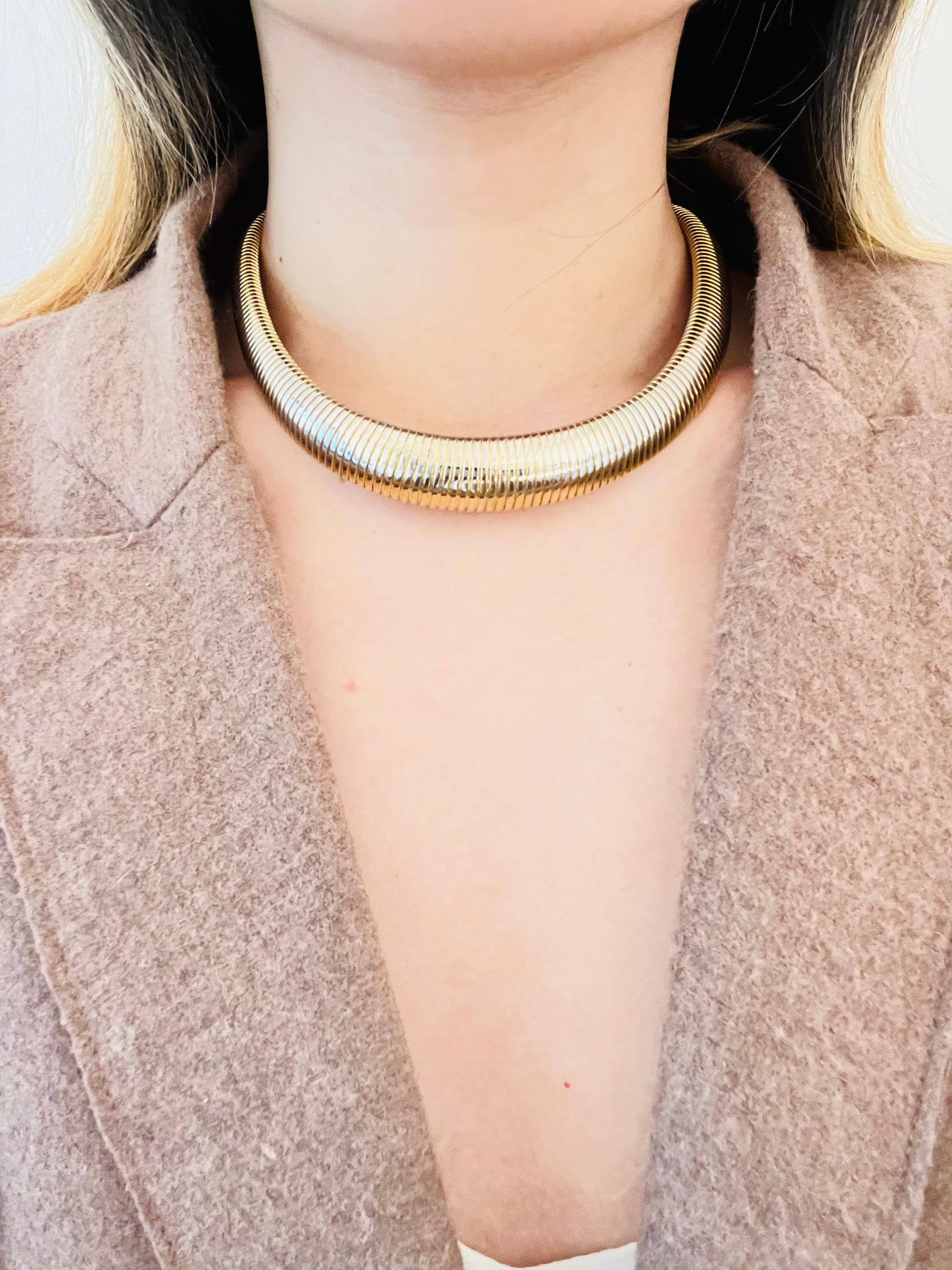 Christian Dior Vintage 1980s Ribbed Omega Snake Chunky Collar Choker Necklace 1