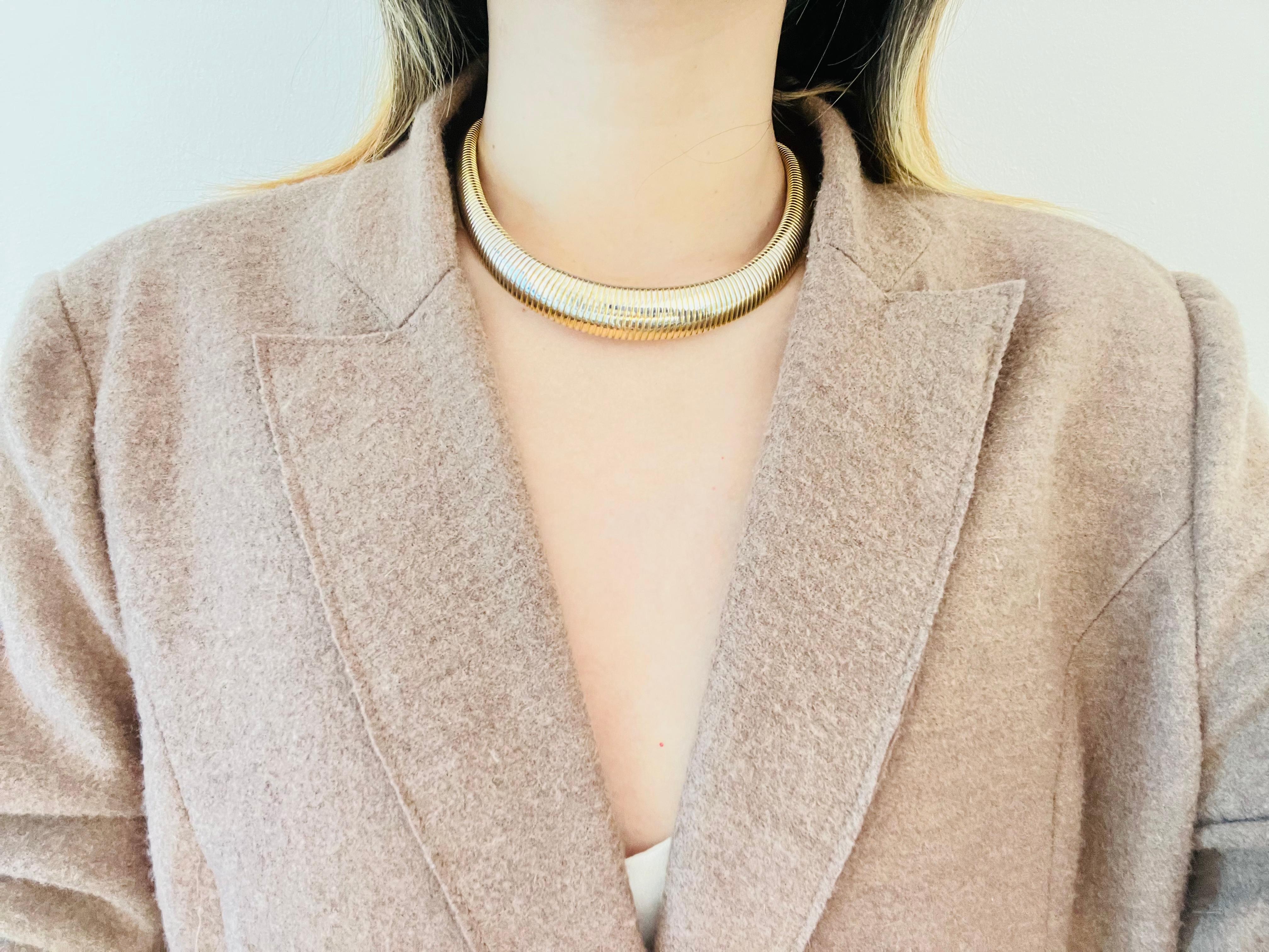 Christian Dior Vintage 1980s Ribbed Omega Snake Chunky Collar Choker Necklace 2