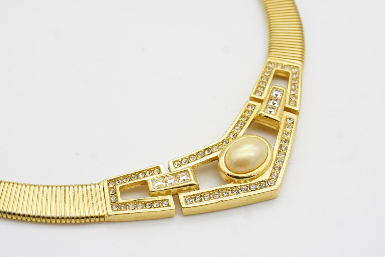 Christian Dior Vintage Años 80 Collar Omega Ovalado Calado Cristales Perla en venta 6