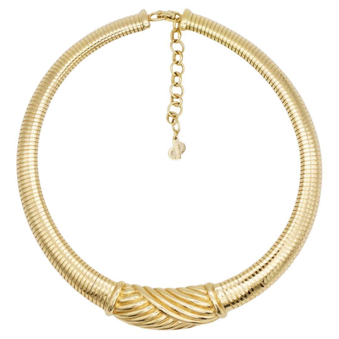 Christian Dior Vintage anni 
80 Collana con ciondolo a forma di serpente Omega a coste