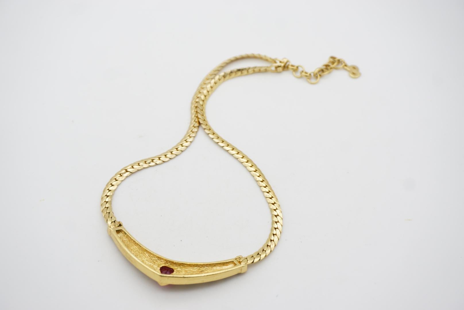 Christian Dior Vintage 1980s Ruby Black Crystals Triangle Pendant Gold Necklace For Sale 13