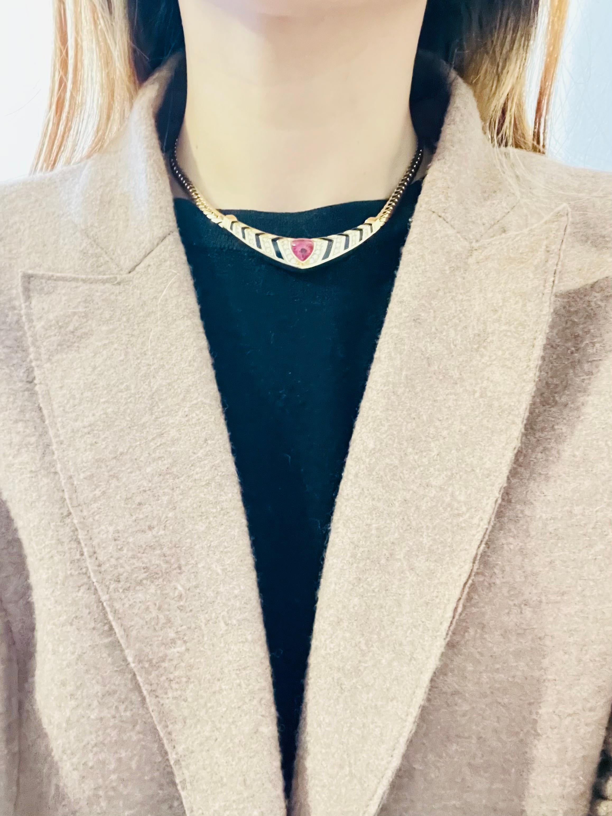Christian Dior Vintage 1980s Ruby Black Crystals Triangle Pendant Gold Necklace For Sale 2
