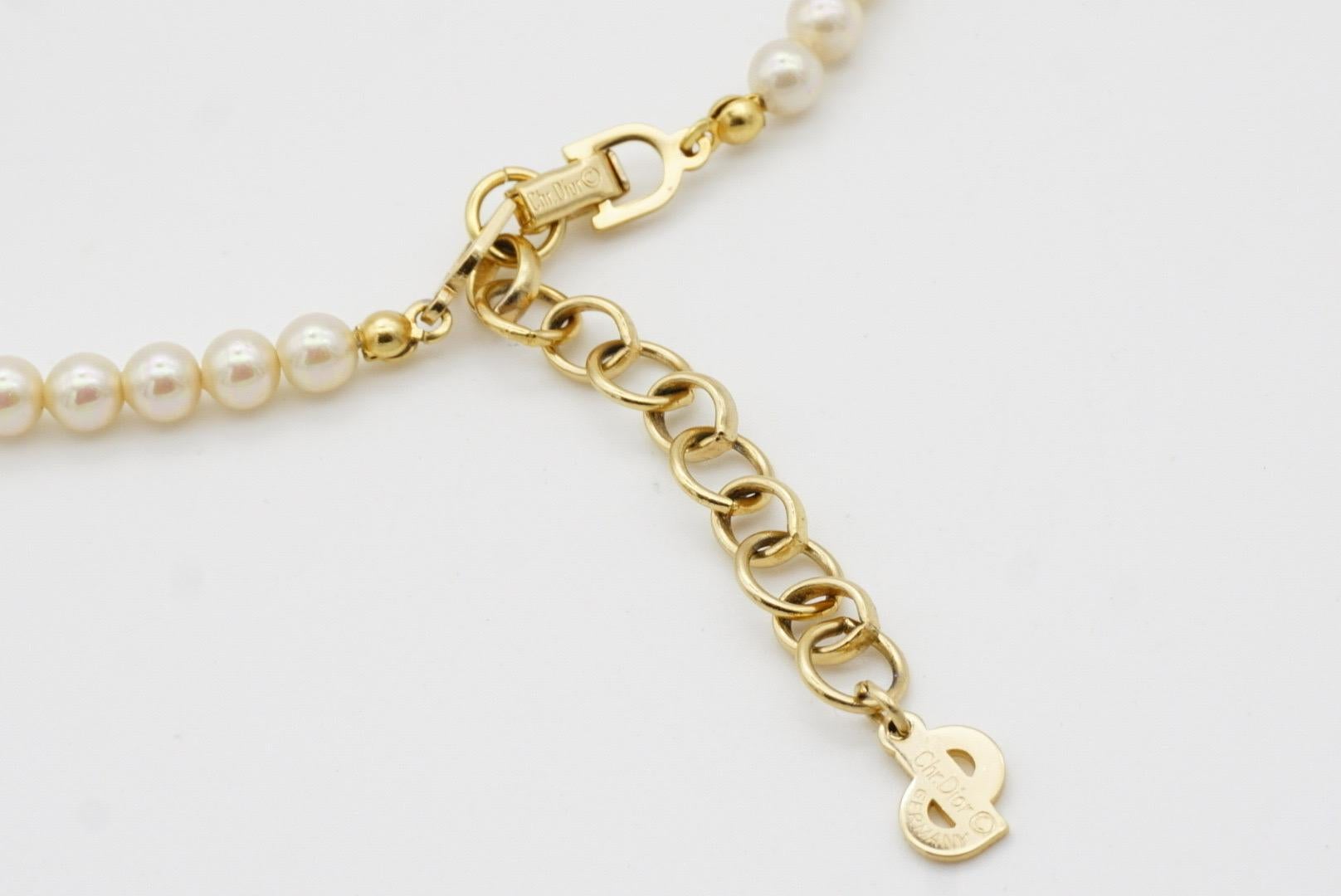 Christian Dior Vintage 1980s Ruby Heart White Pearls Cabochon Crystals Necklace For Sale 11
