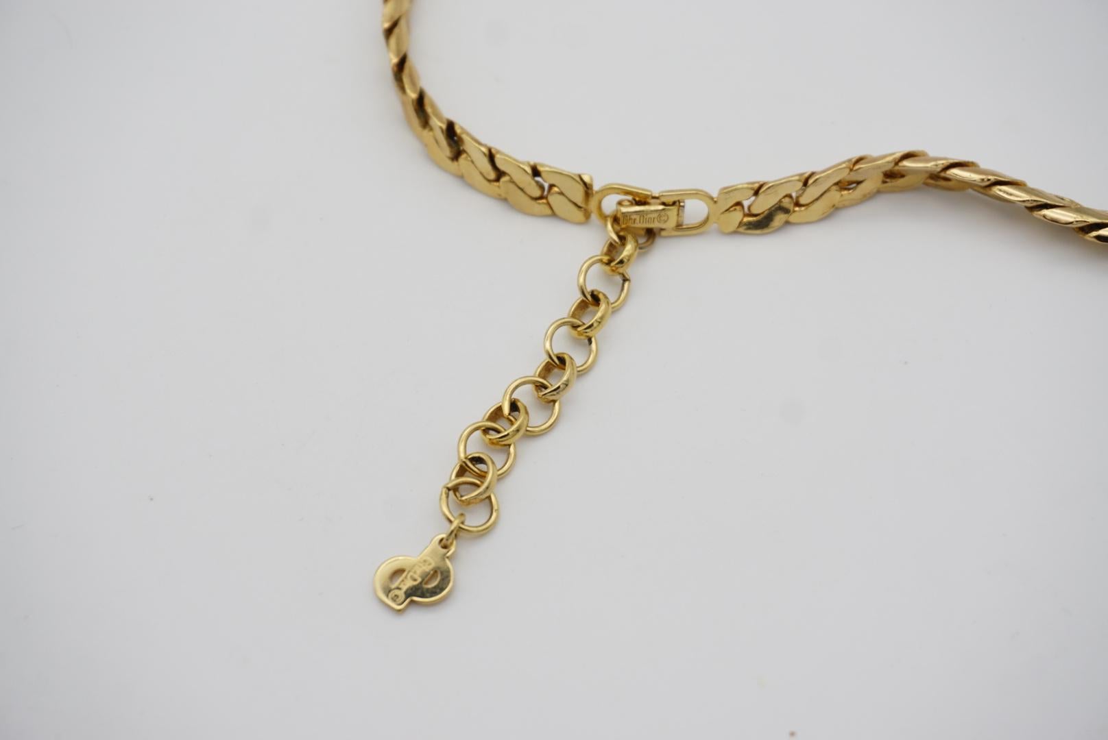 Christian Dior Vintage 1980s Ruby Red Diamond Triangle Crystals Gold Necklace For Sale 7