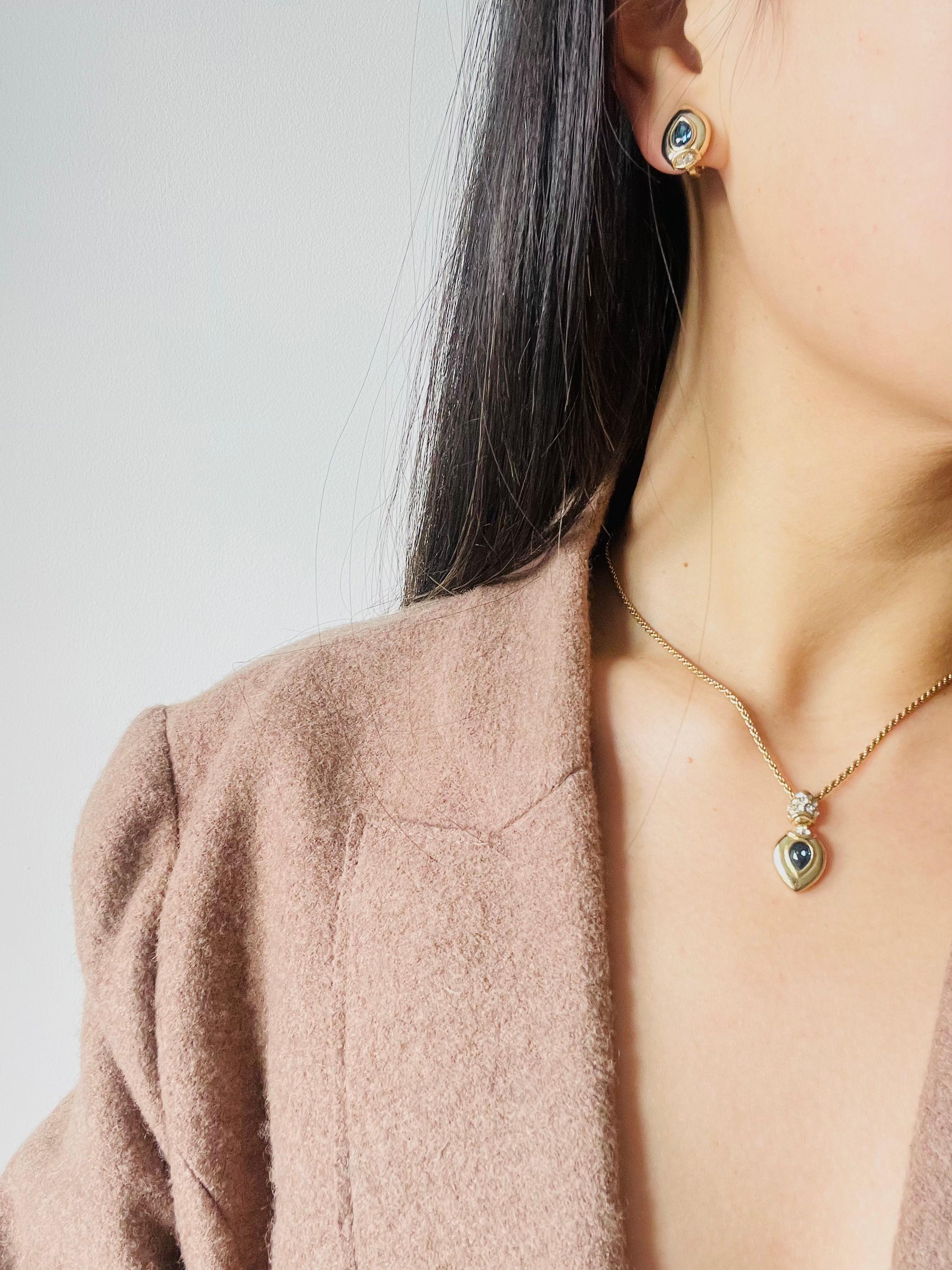 Christian Dior Vintage 1980s Sapphire Crystals Water Tear Drop Pendant Necklace For Sale 2