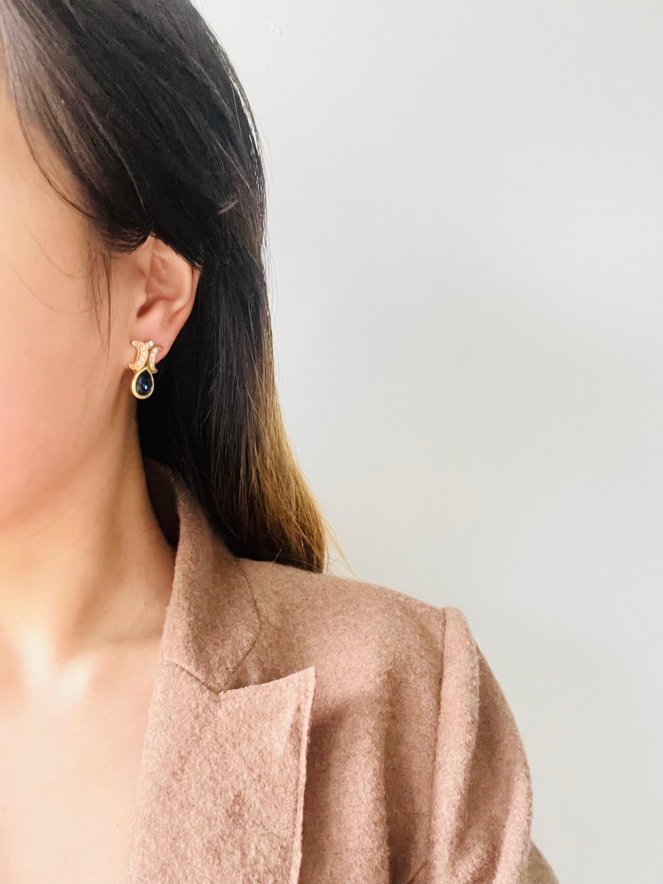 Christian Dior Vintage 1980s Sapphire Double Crystals Moons Water Drop Earrings For Sale 1