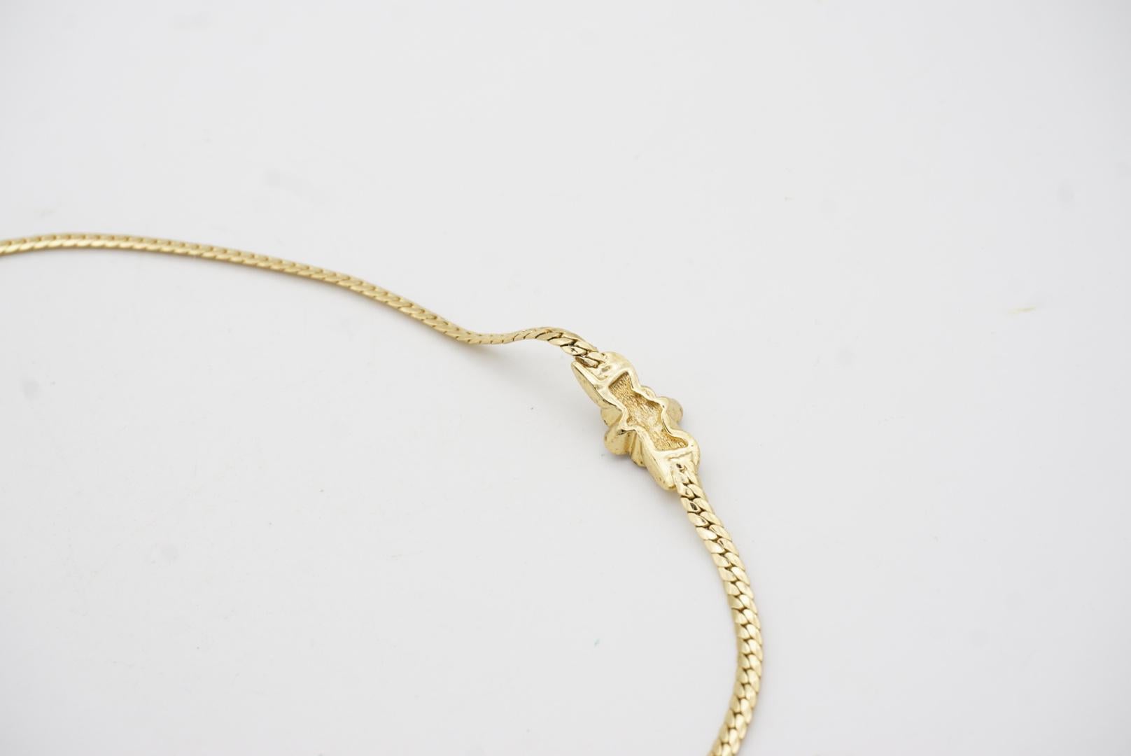 Christian Dior Vintage 1980s Sapphire Flower Leaf Crystal Pendant Gold Necklace For Sale 7