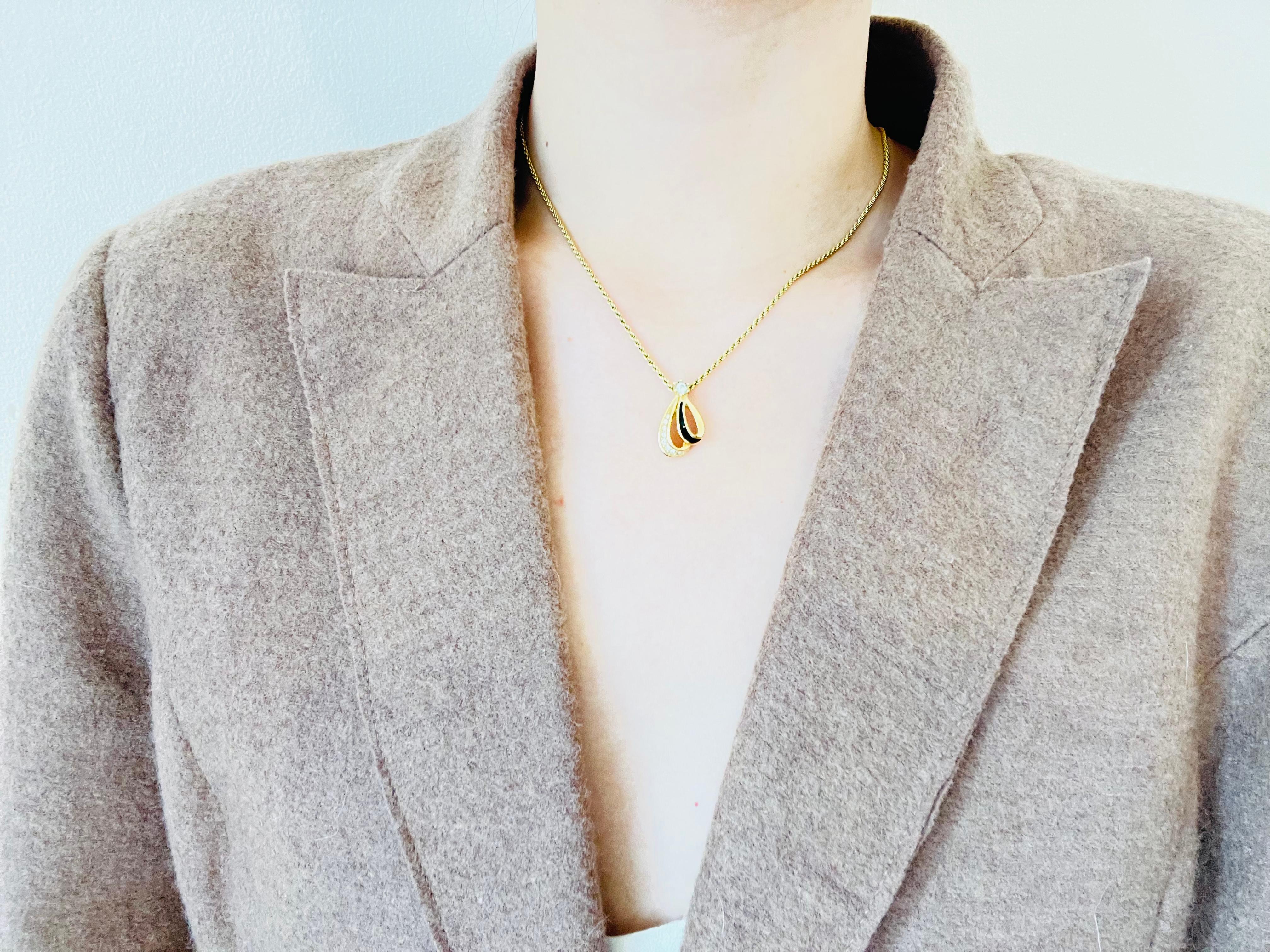 Christian Dior Vintage 1980s Shell Petal Crystal Black Enamel Pendant Necklace For Sale 2