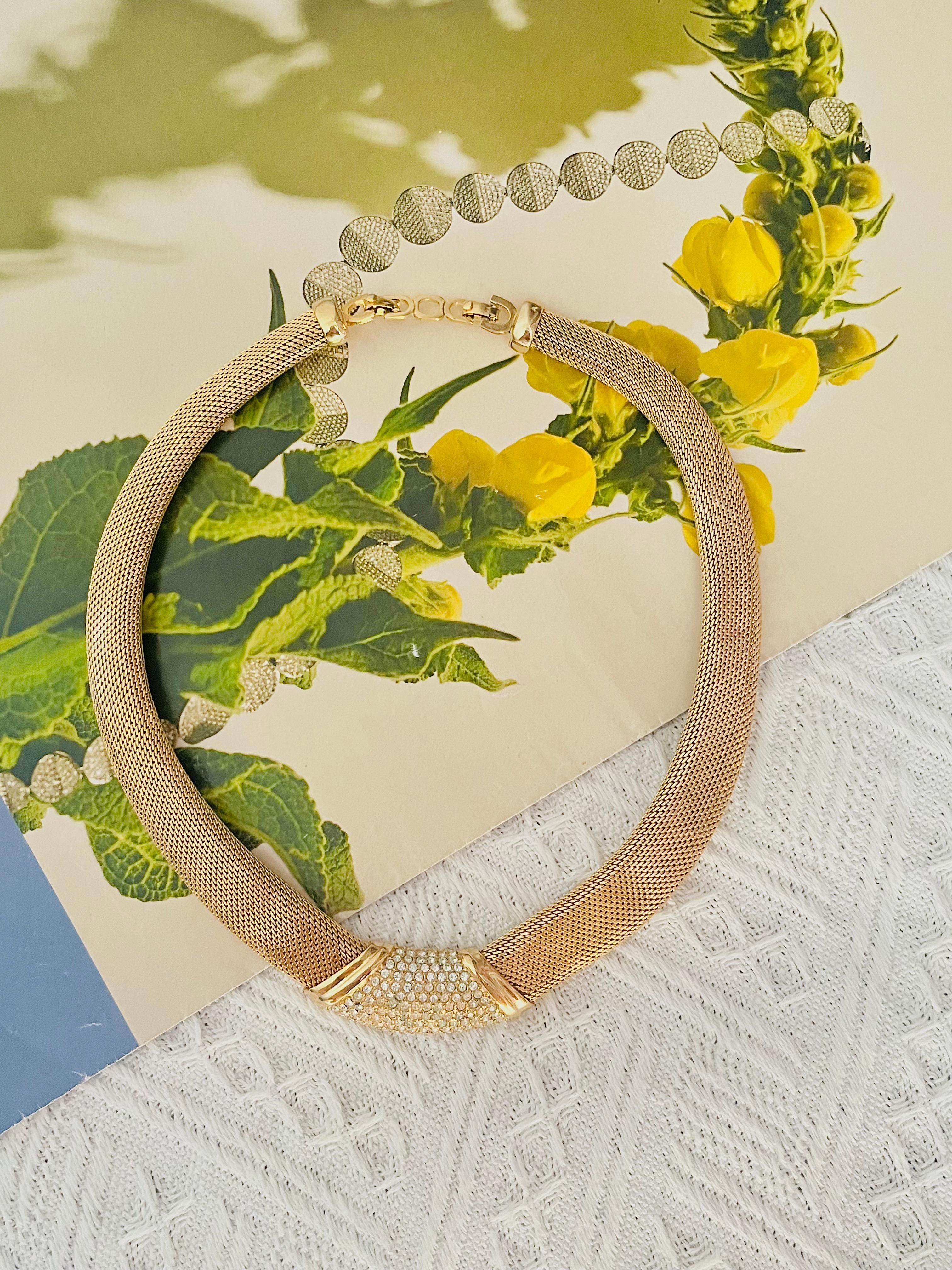 Christian Dior Vintage Años 80 Cristales Centelleantes Amplio Collar Omega de Malla Tejida en Bueno estado para la venta en Wokingham, England