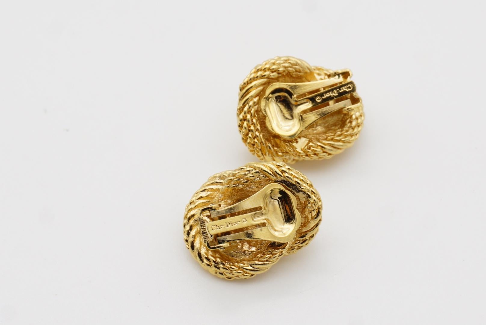 Christian Dior Vintage 1980er Jahre Texturierte ineinandergreifende gedrehte Gold-Clip-Ohrringe mit gedrehtem Knoten im Angebot 5