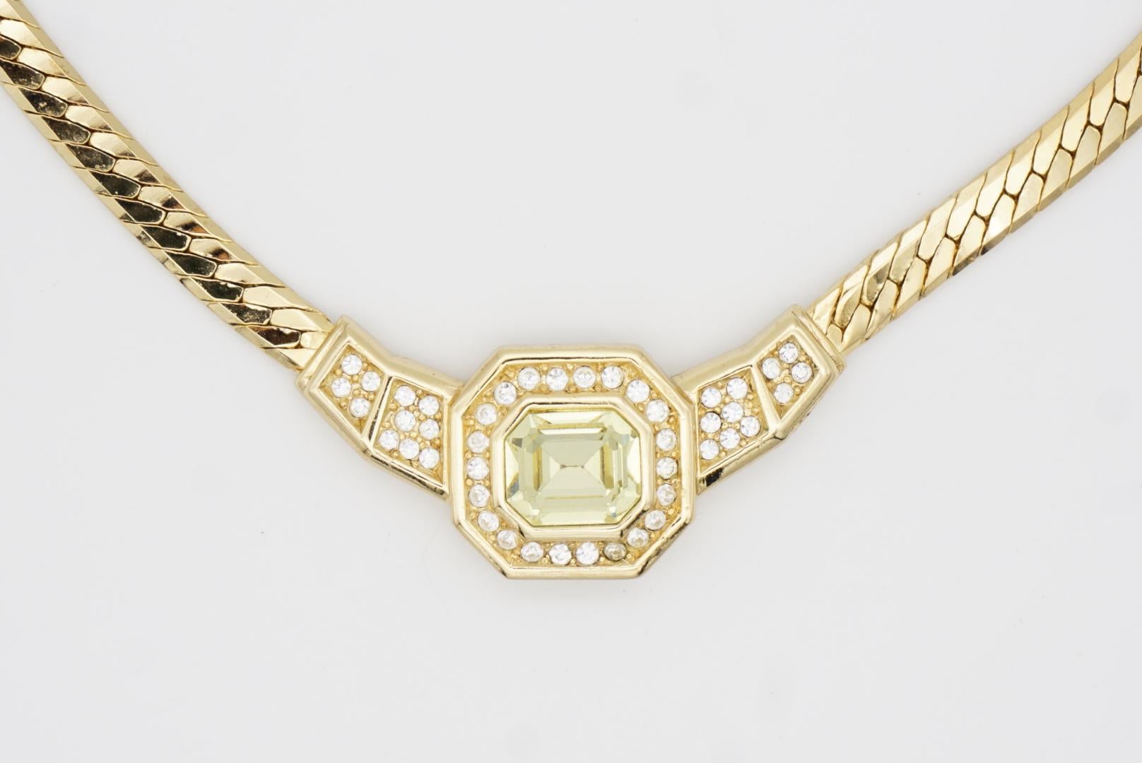 Christian Dior Vintage 1980s Topaz Light Green Octagon Crystals Pendant Necklace For Sale 5