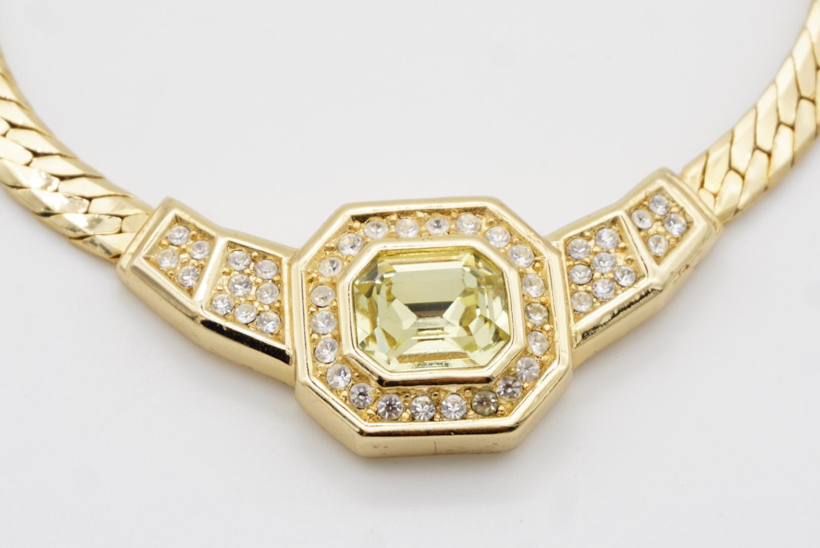 Christian Dior Vintage 1980s Topaz Light Green Octagon Crystals Pendant Necklace For Sale 7