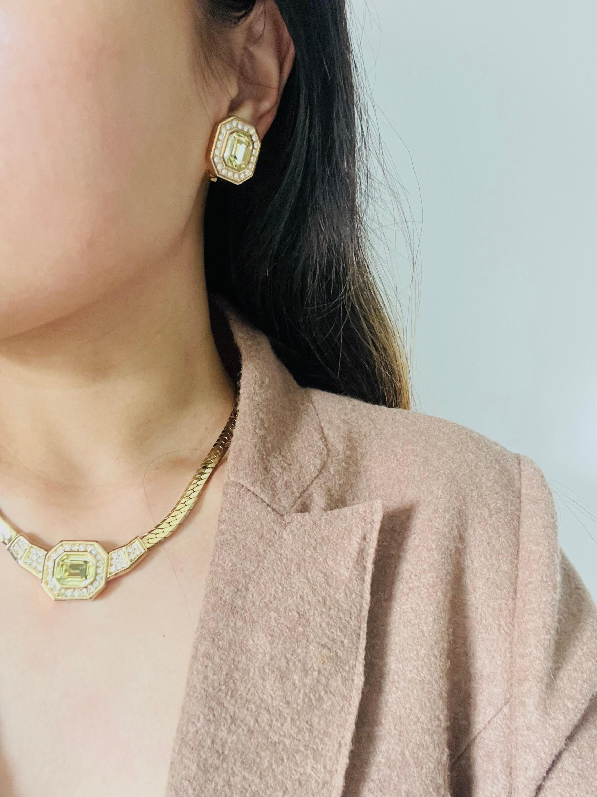 Christian Dior Vintage 1980s Topaz Light Green Octagon Crystals Pendant Necklace For Sale 4