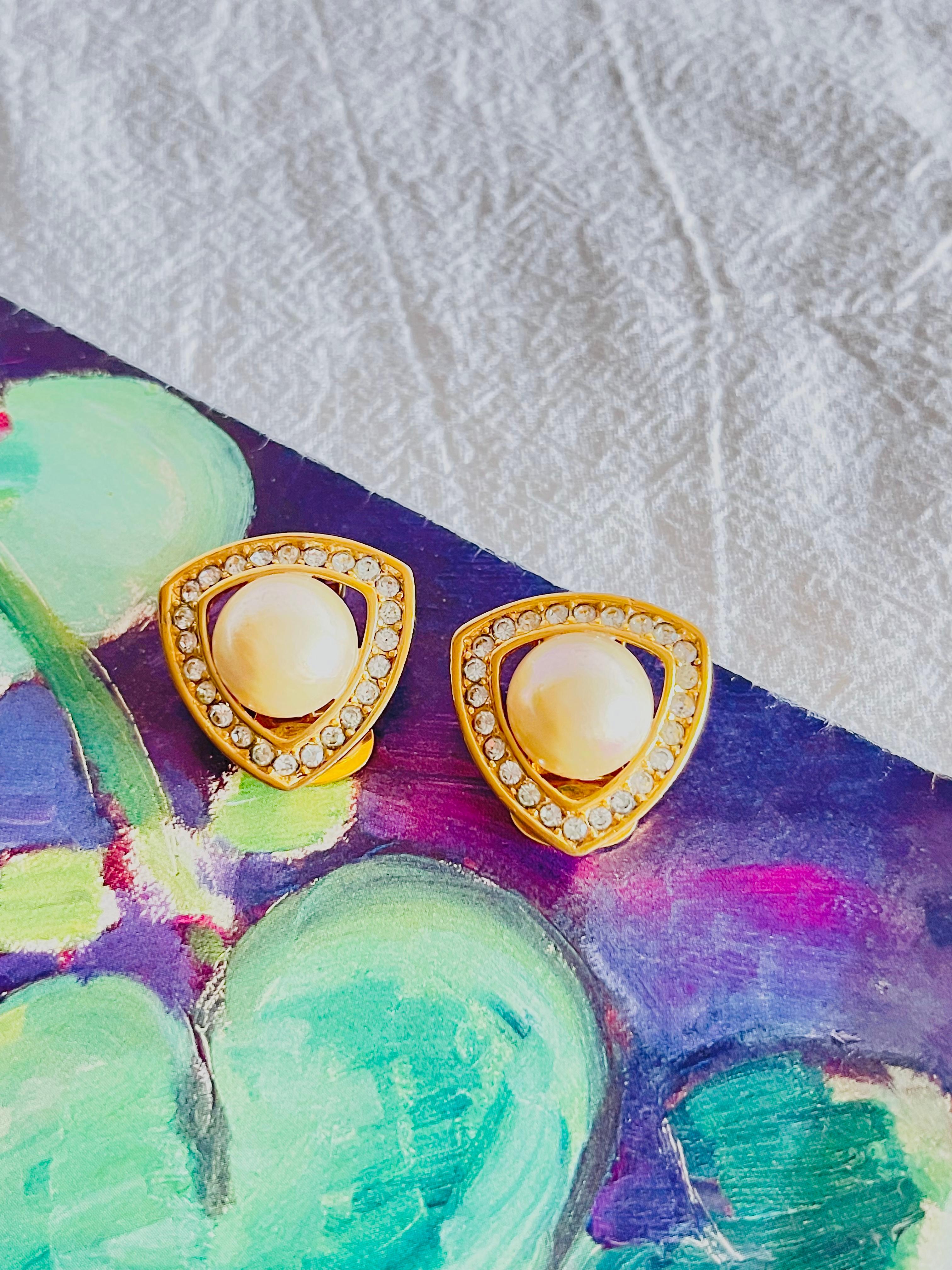 Women's or Men's Christian Dior Vintage 1980s Triangle Openwork White Pearl Crystals Earrings For Sale