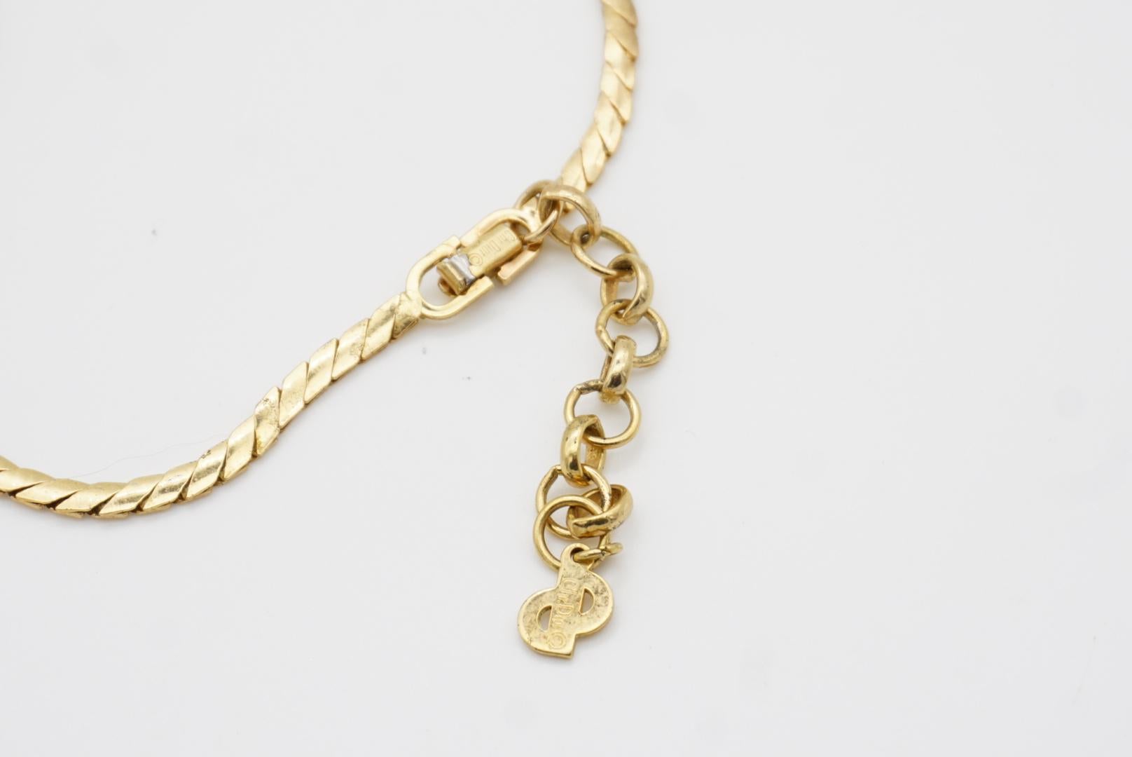 Christian Dior, collier vintage des années 1980, triangle ajouré, perles blanches et cristaux en vente 7
