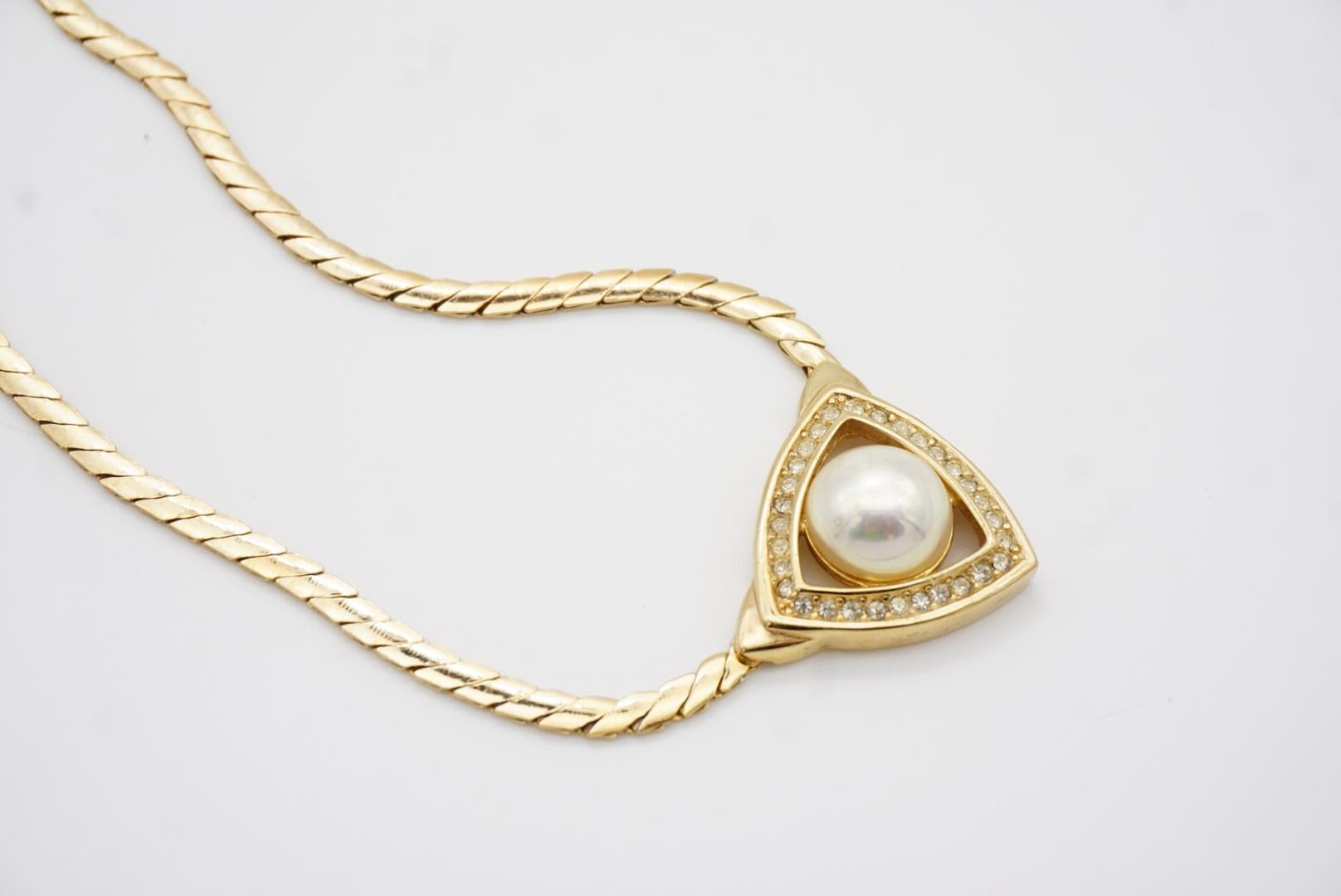 Christian Dior, collier vintage des années 1980, triangle ajouré, perles blanches et cristaux en vente 4