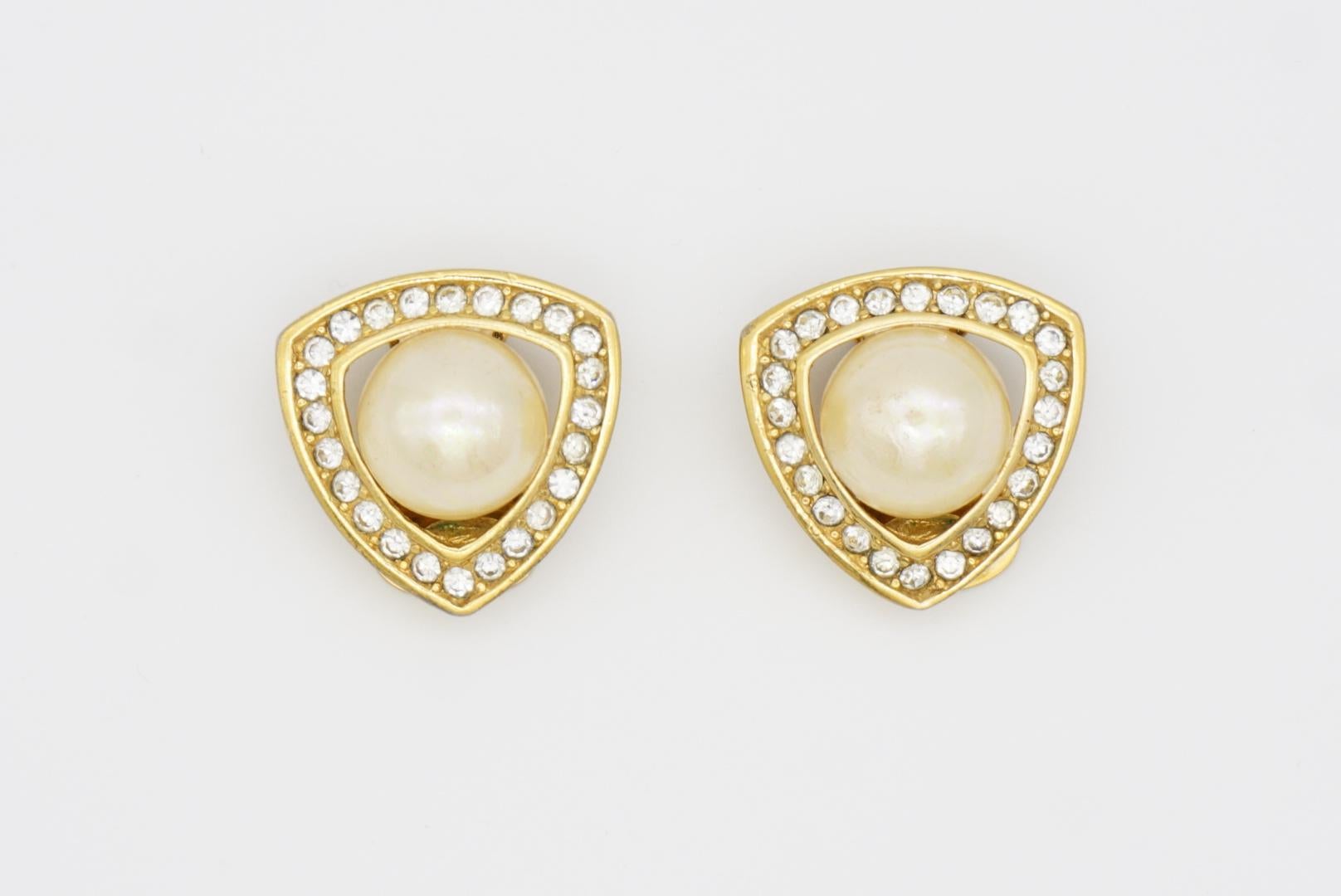 Christian Dior Vintage 1980s Triangle Openwork White Pearls Crystals Earrings For Sale 3