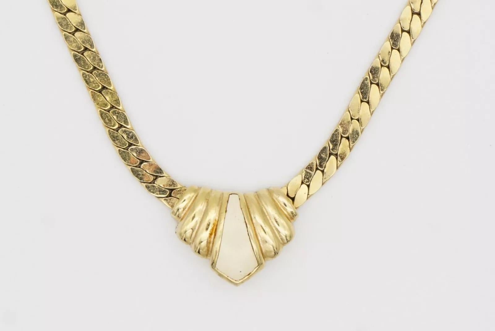 Christian Dior Vintage 1980s Triangle Swirl Cream Enamel Gold Pendant Necklace For Sale 7