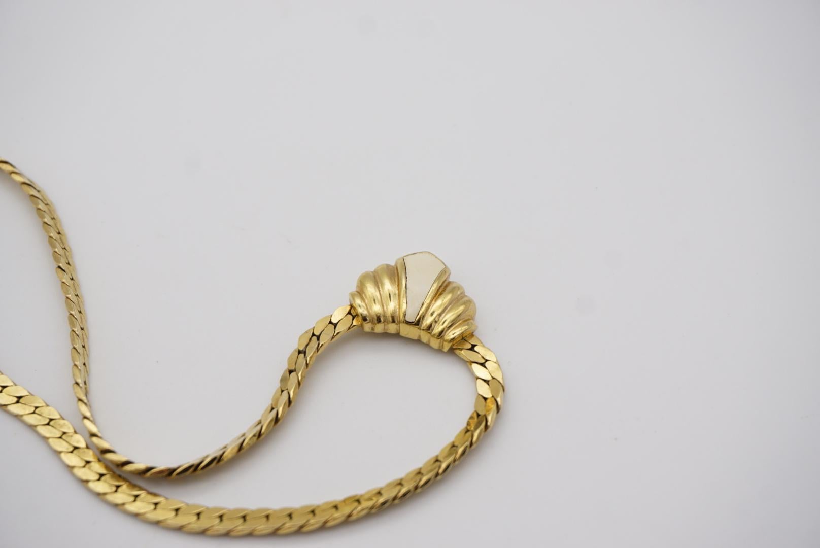 Christian Dior Vintage 1980s Triangle Swirl Cream Enamel Gold Pendant Necklace 4