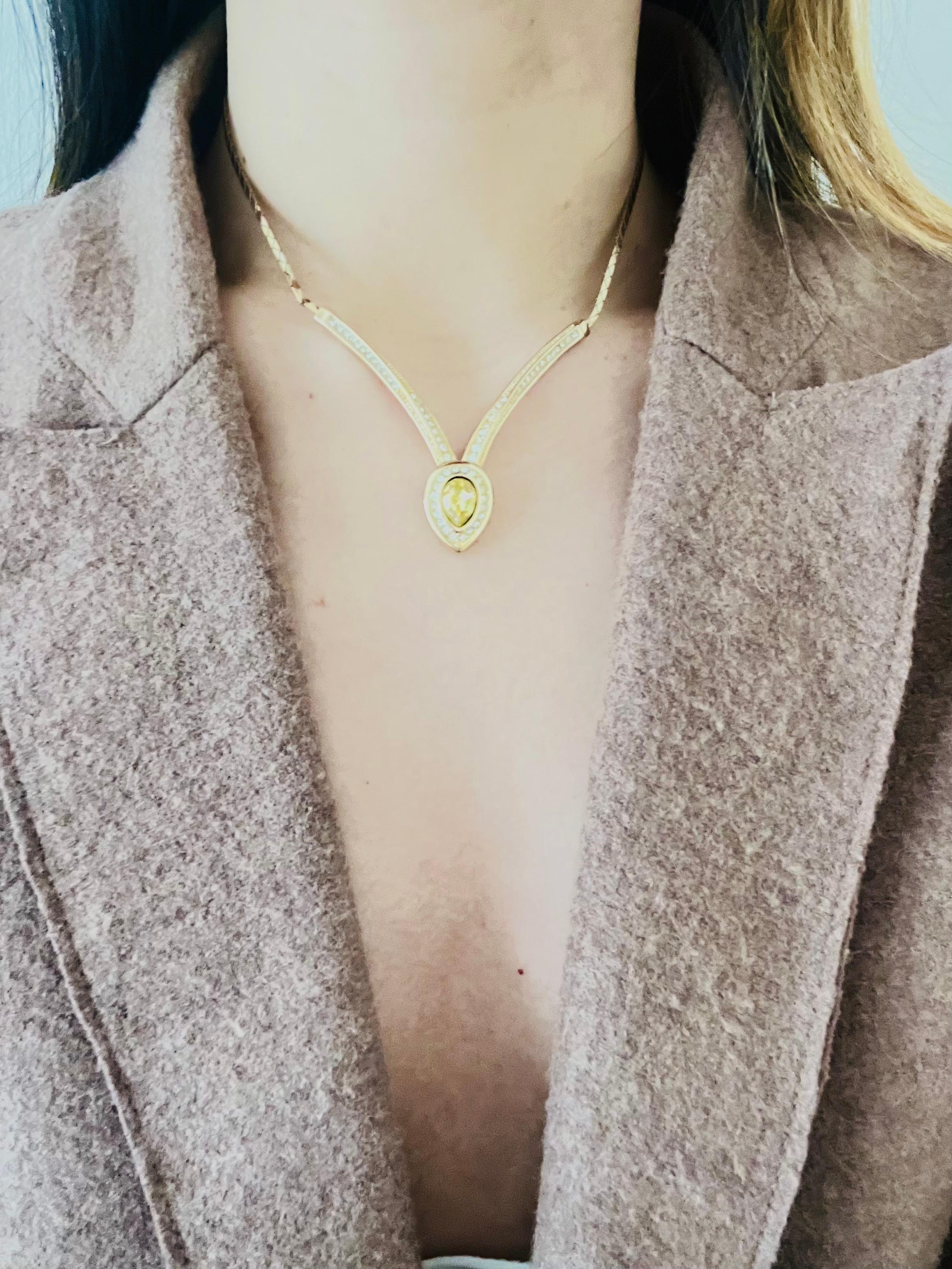 Christian Dior Vintage Años 80 Triángulo Topacio Citrino Cristal Collar Gota de Agua en venta 1
