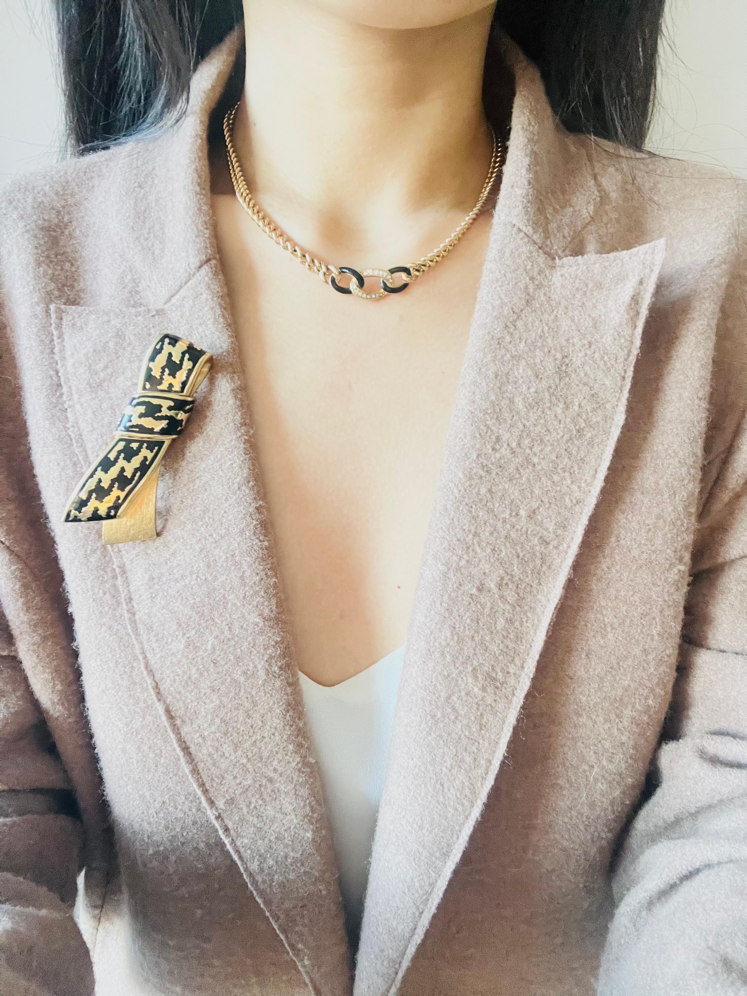 Christian Dior Vintage 1980s Trio Interlocked Oval Black Crystals Gold Necklace 1